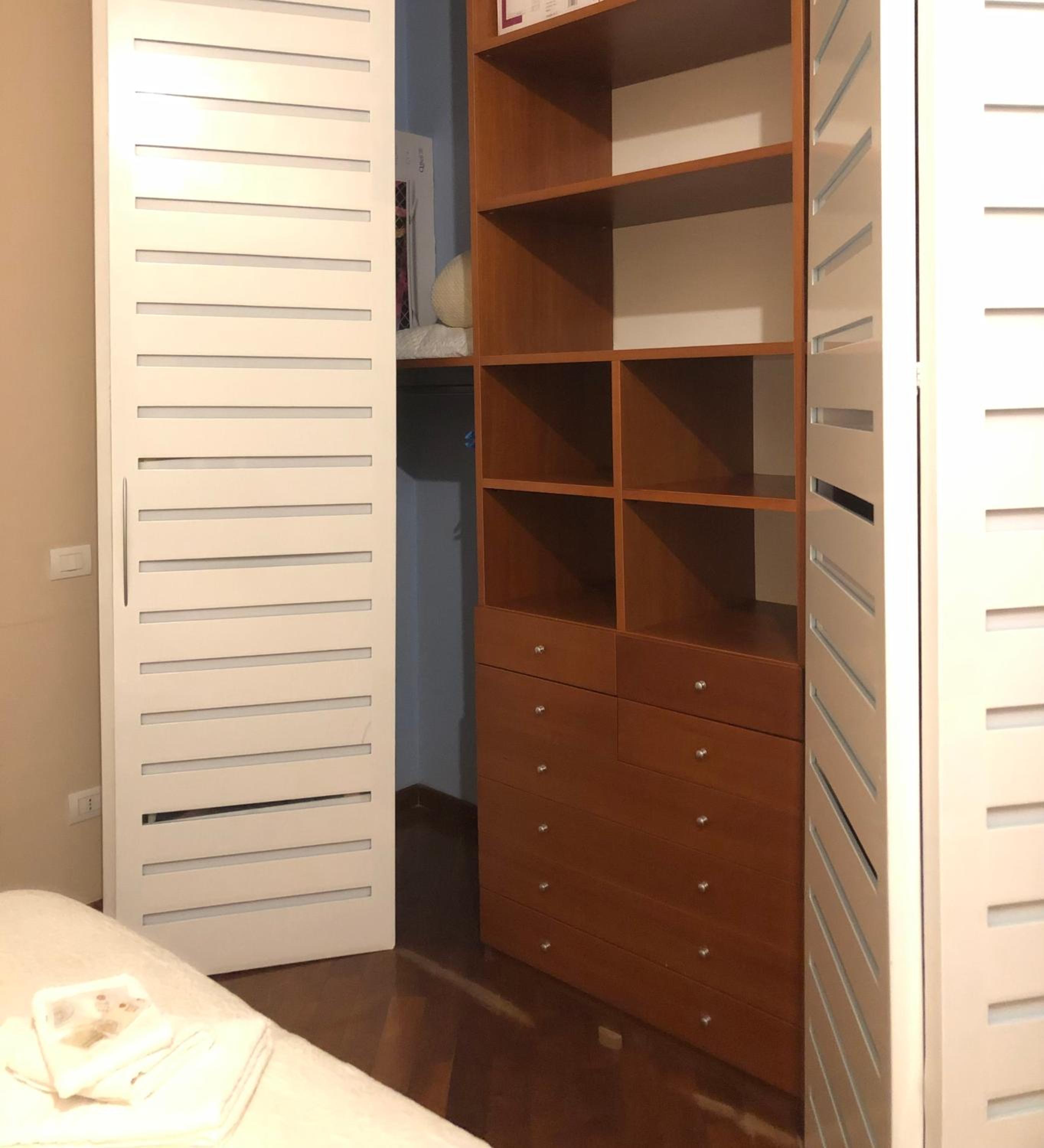 Two-Bedroom Apartment - Photo 9