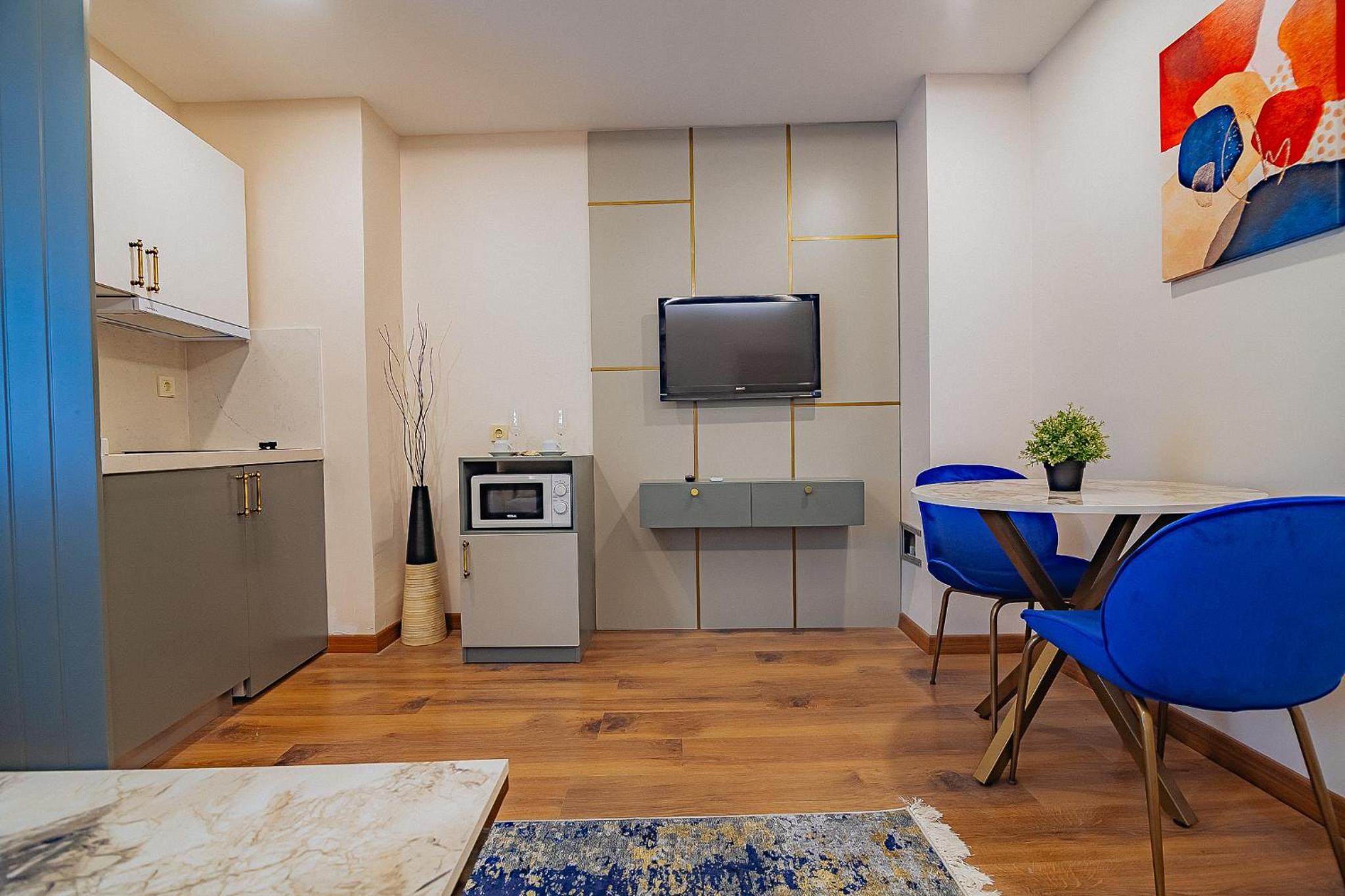 Two-Bedroom Apartment photo 2