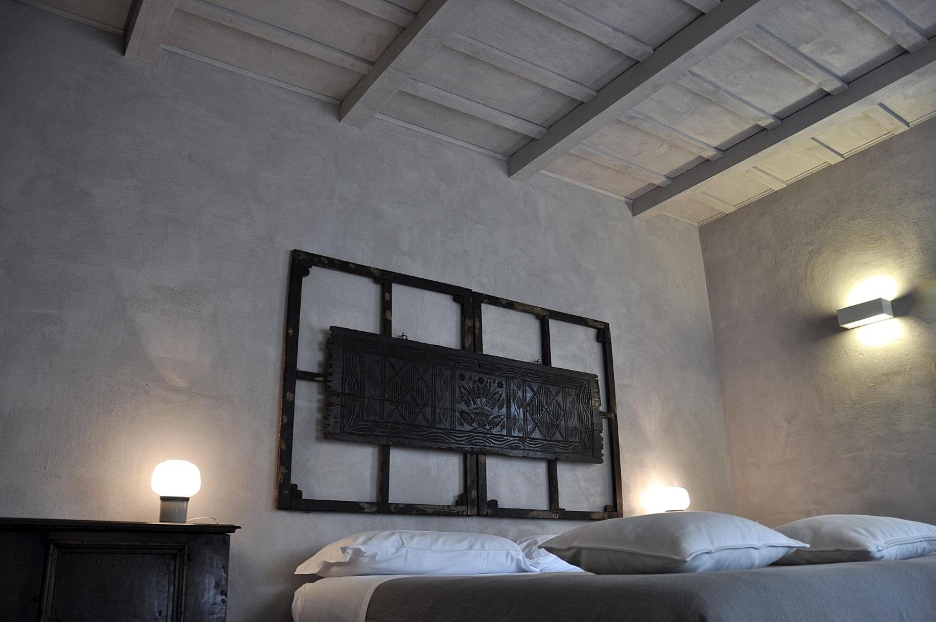 Double Room - Photo 11