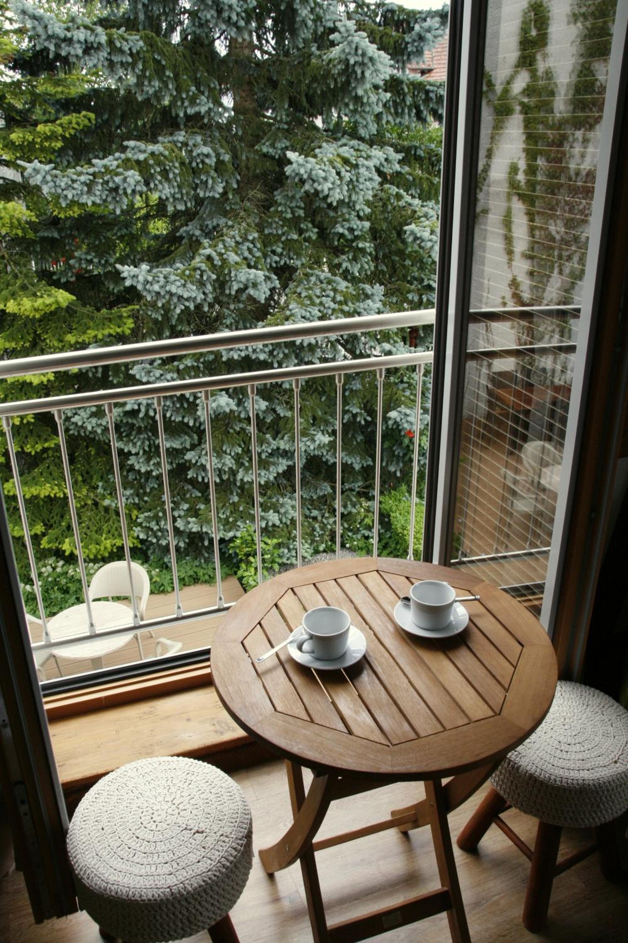 Deluxe Double Room (2 Adults + 1 Child) - Photo 11