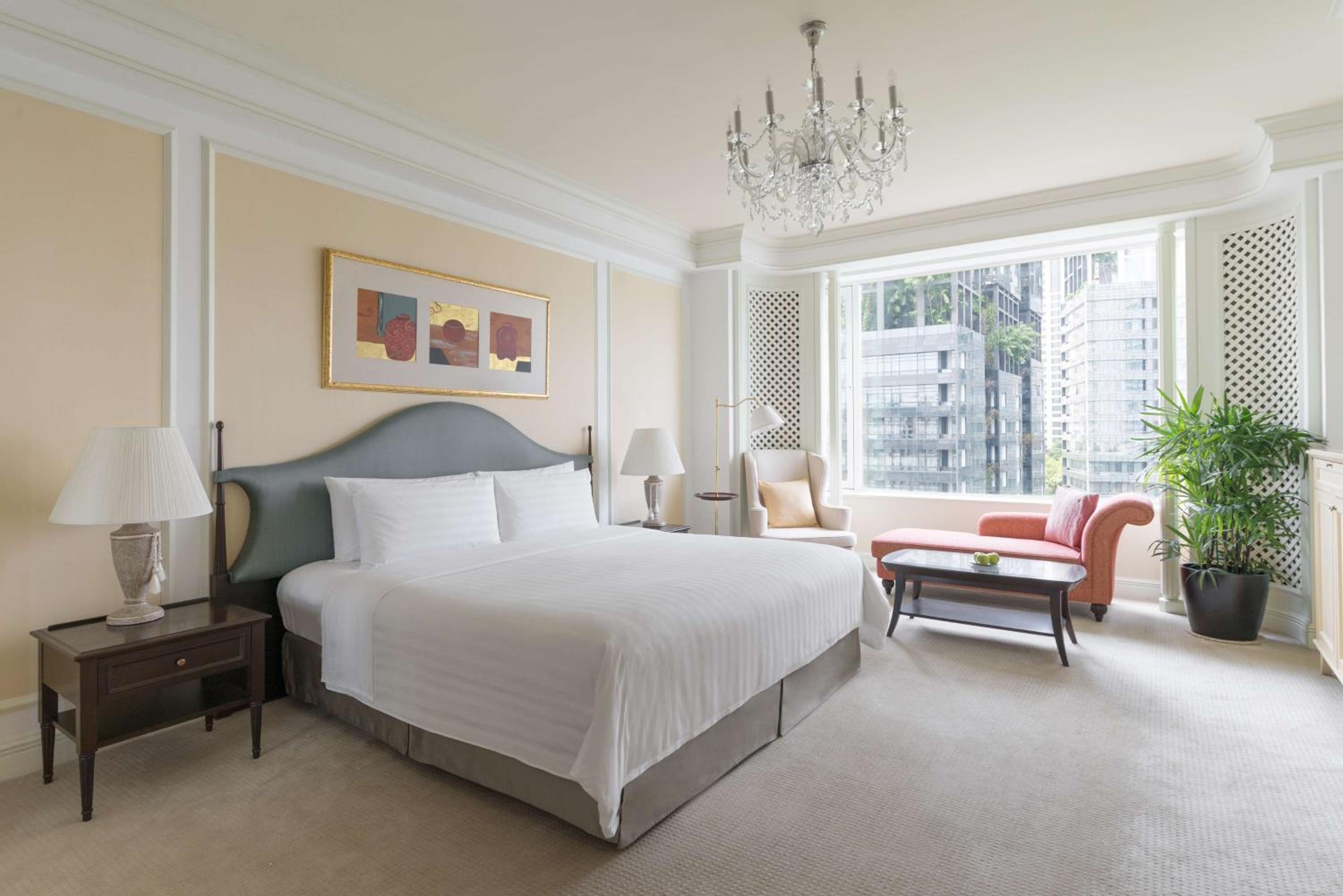 Valley Wing One-Bedroom Suite, Lounge Access
