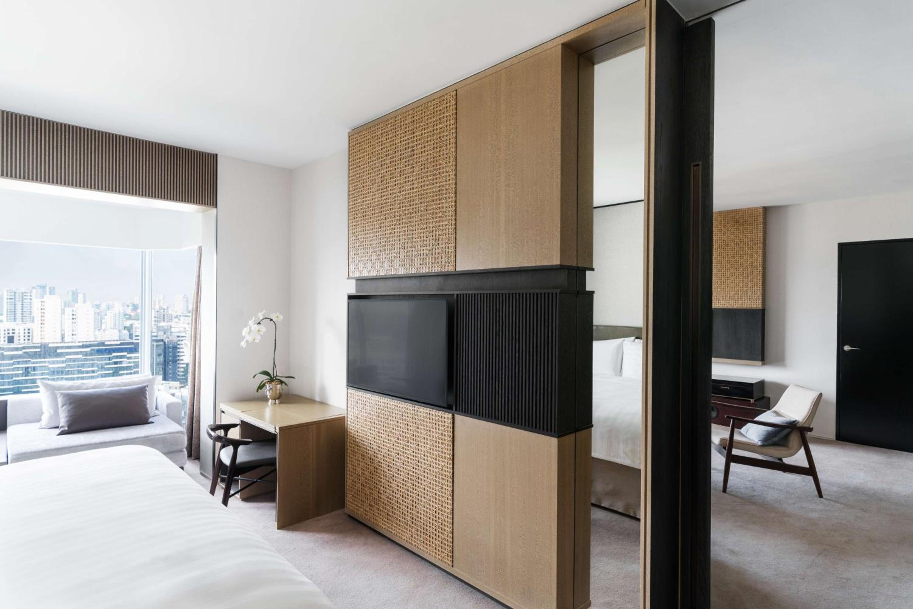 Tower Wing One Bedroom Suite, Club Access Tower Wing One Bedroom Suite, Club Access