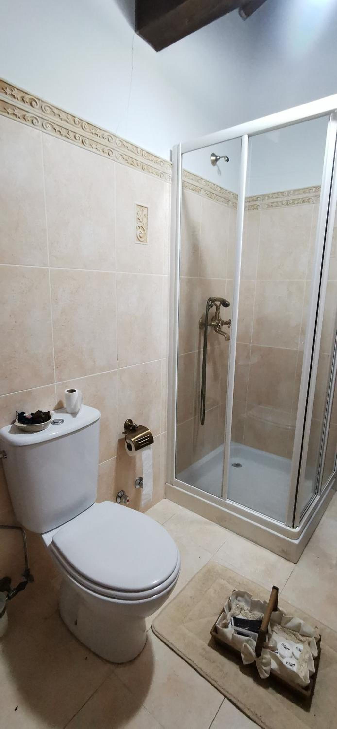 Twin Room - Photo 2