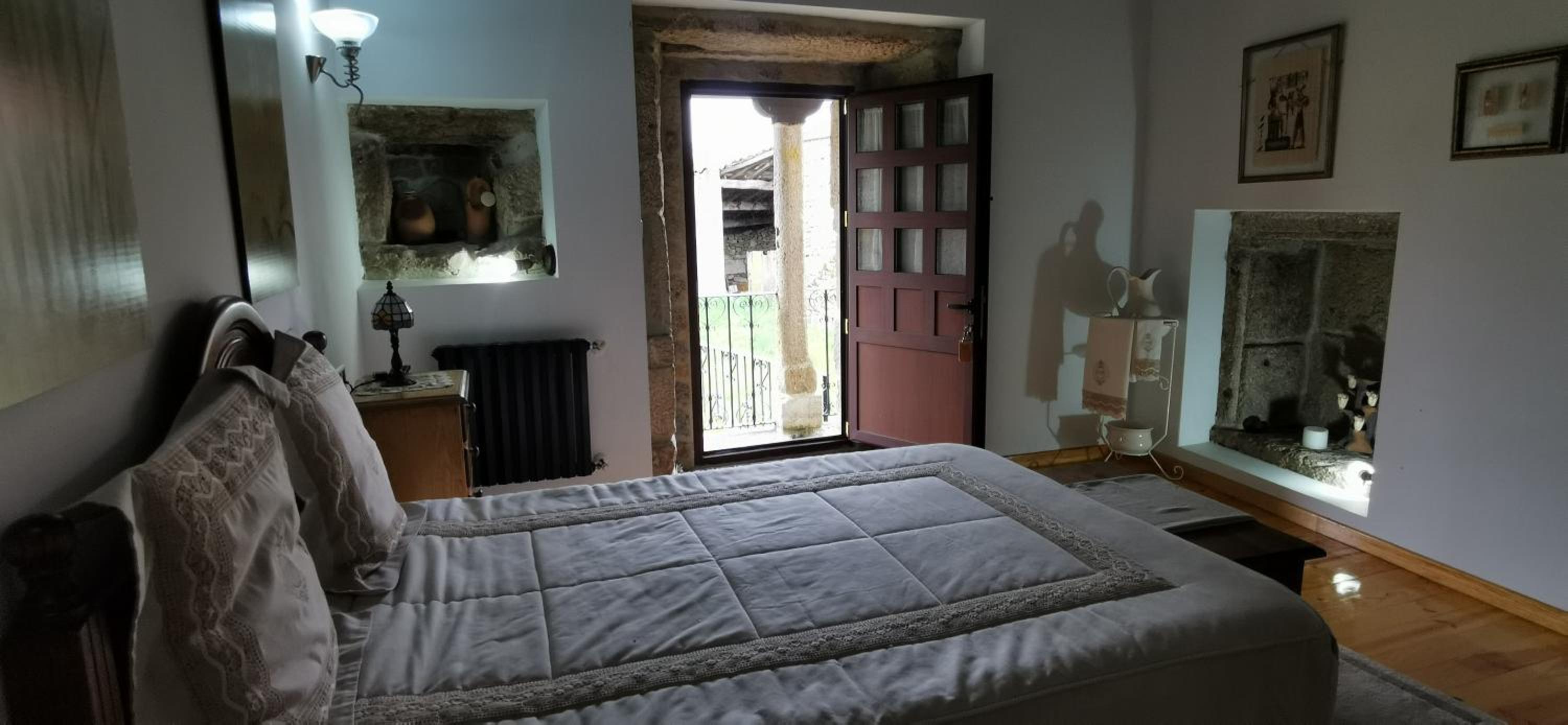 Twin Room - Photo 3