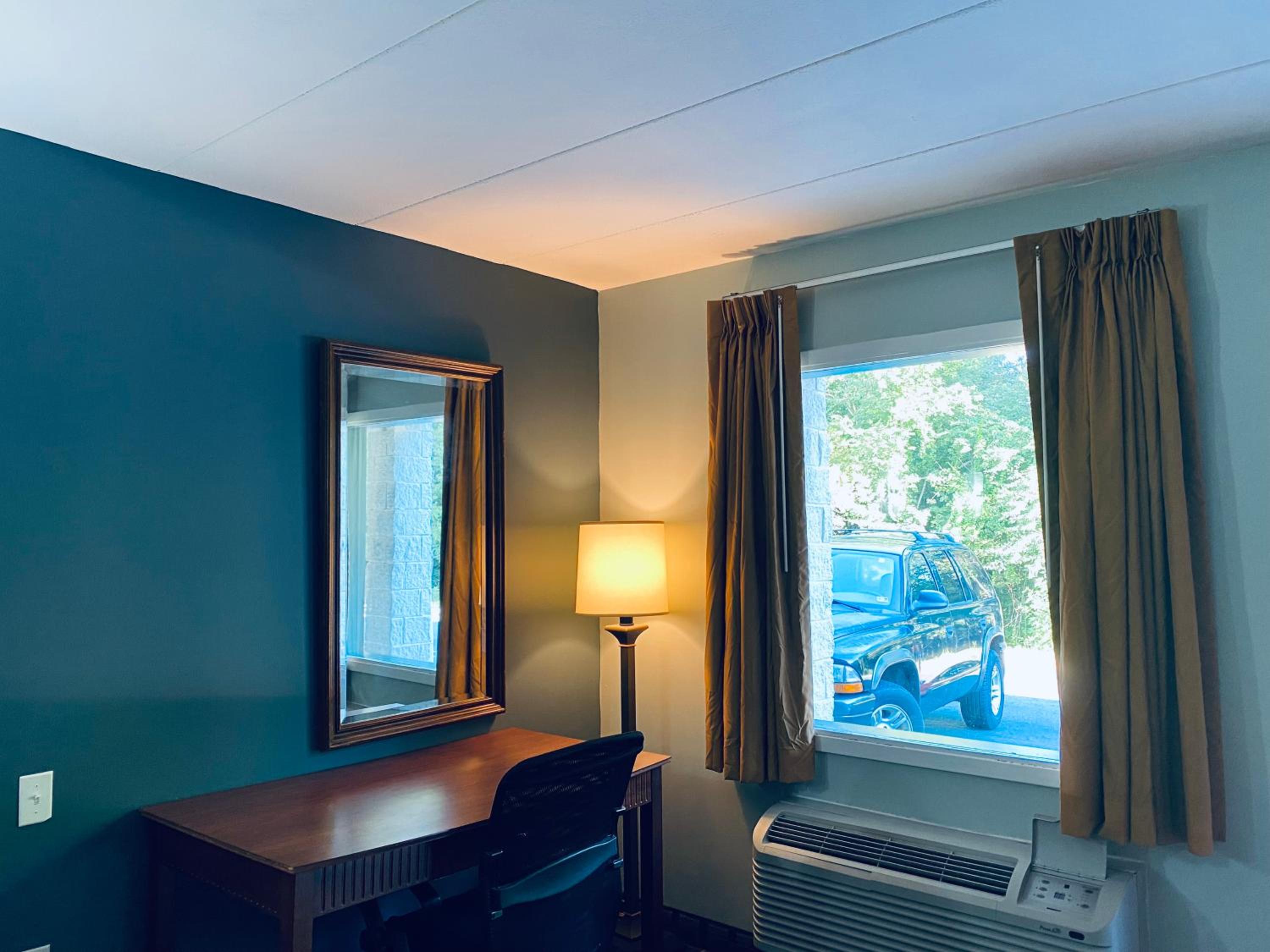 Excel Inn & Suites, Photo 4