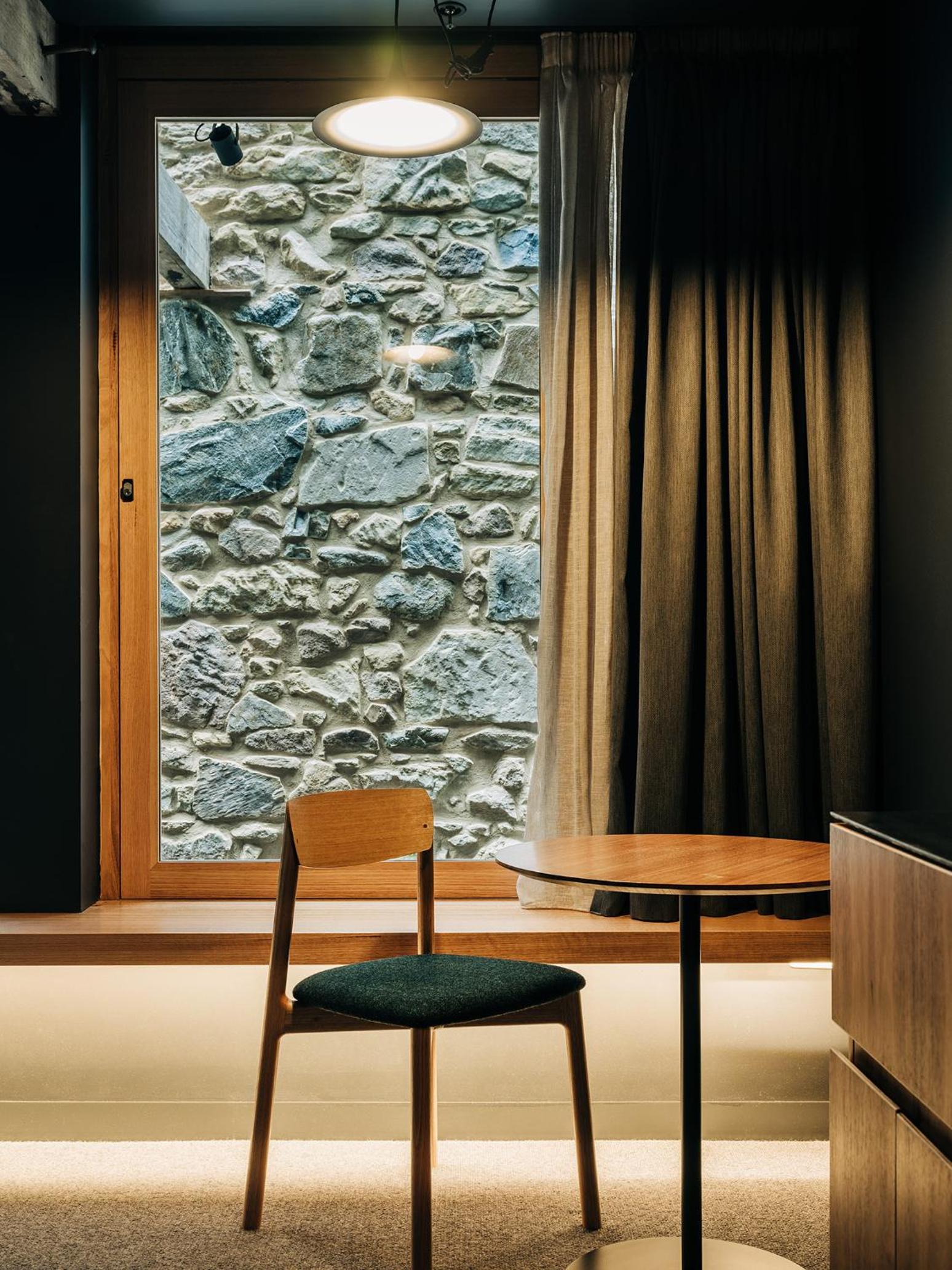 Standard King Pod Room  - Photo 7