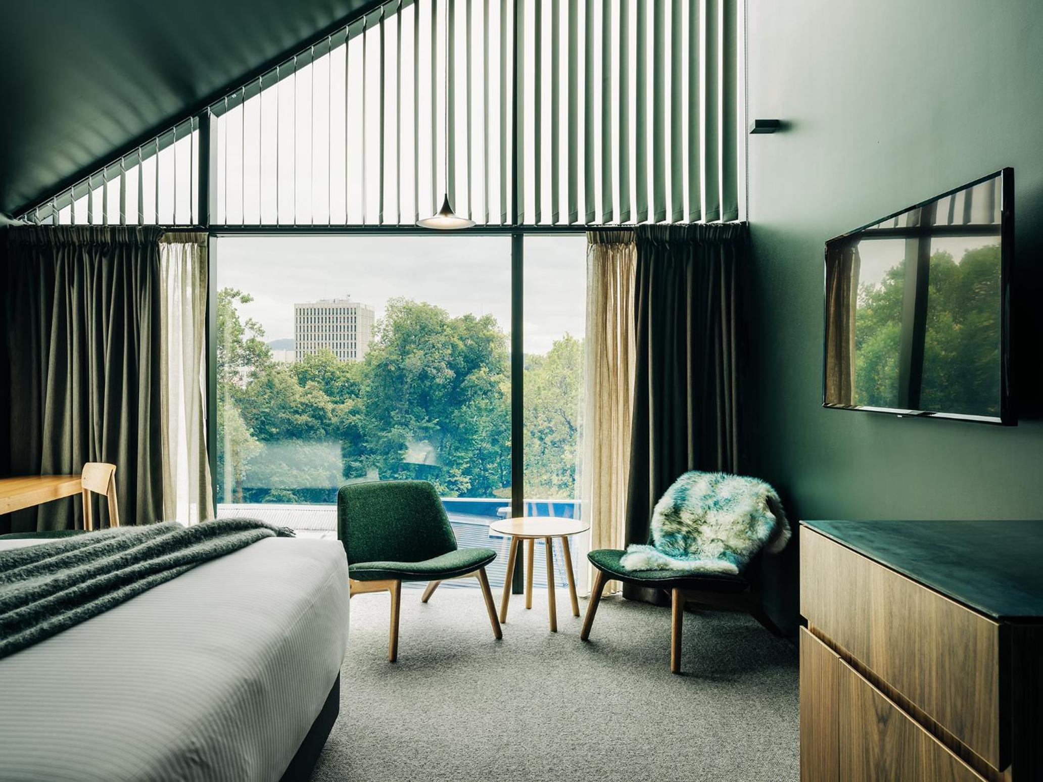 Superior King Room - Grove Bath  - Photo 10
