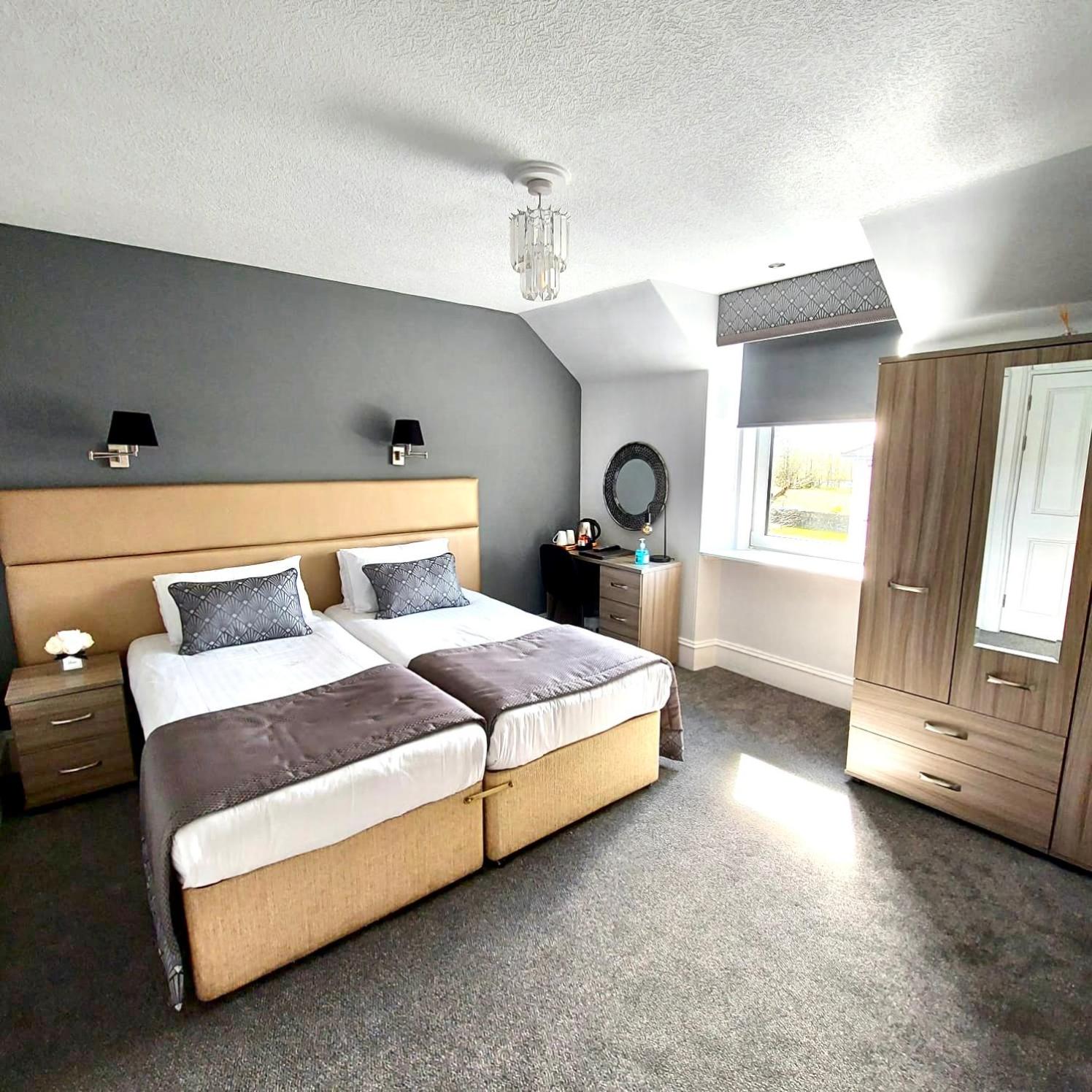 Super King or Twin Room photo 2
