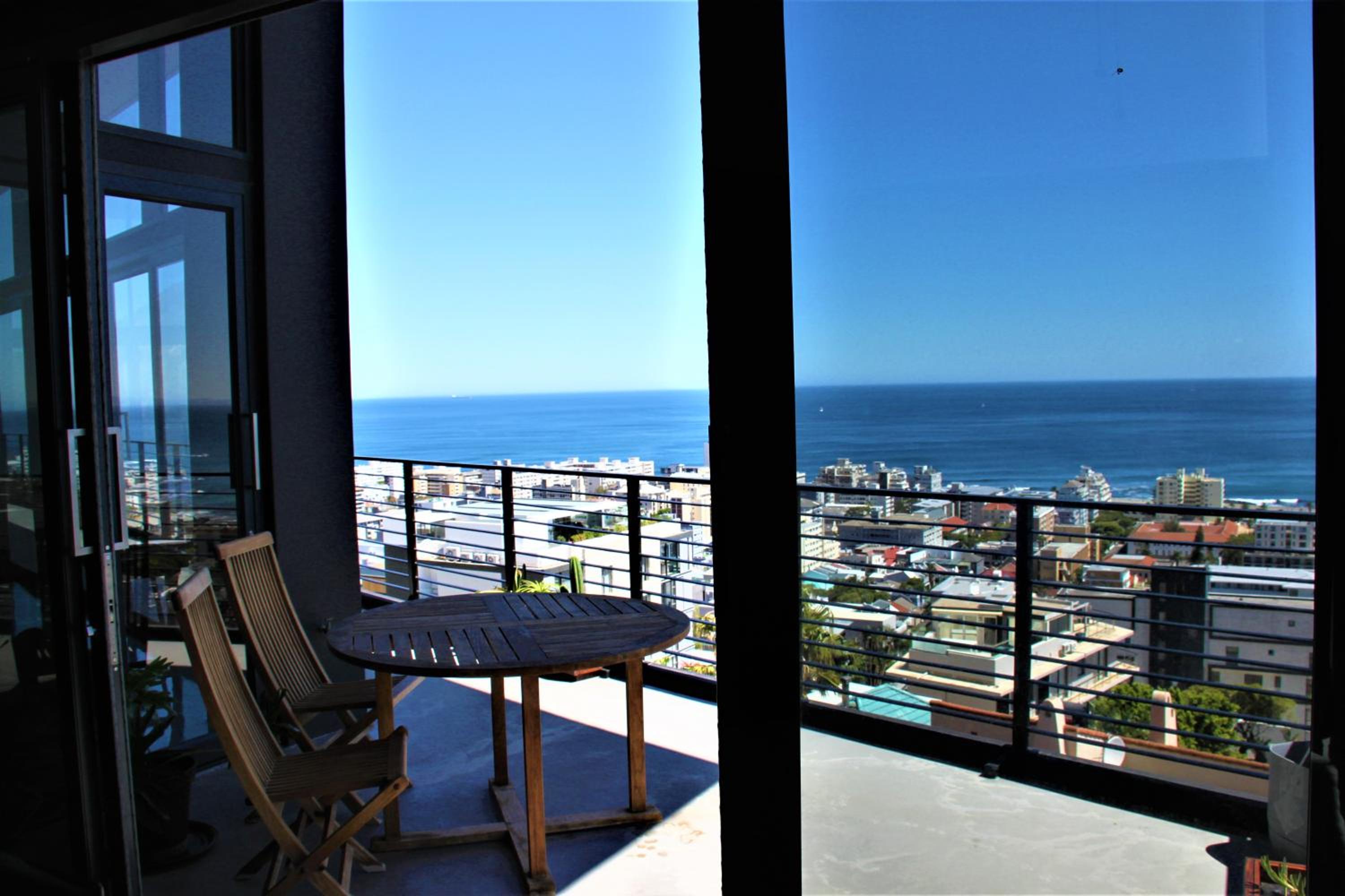 Penthouse Apartment - Photo 12