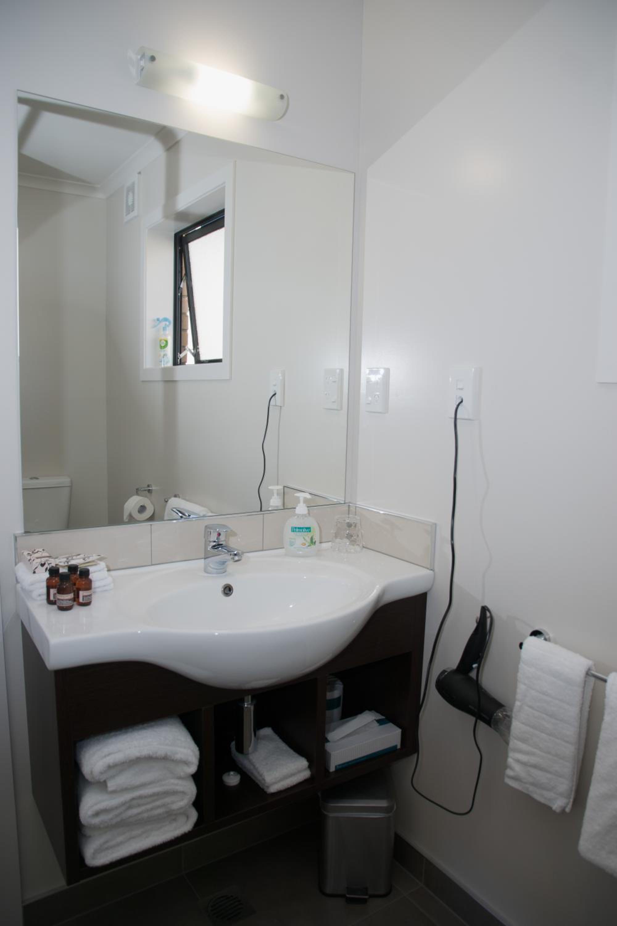 Two-Bedroom Suite photo 2