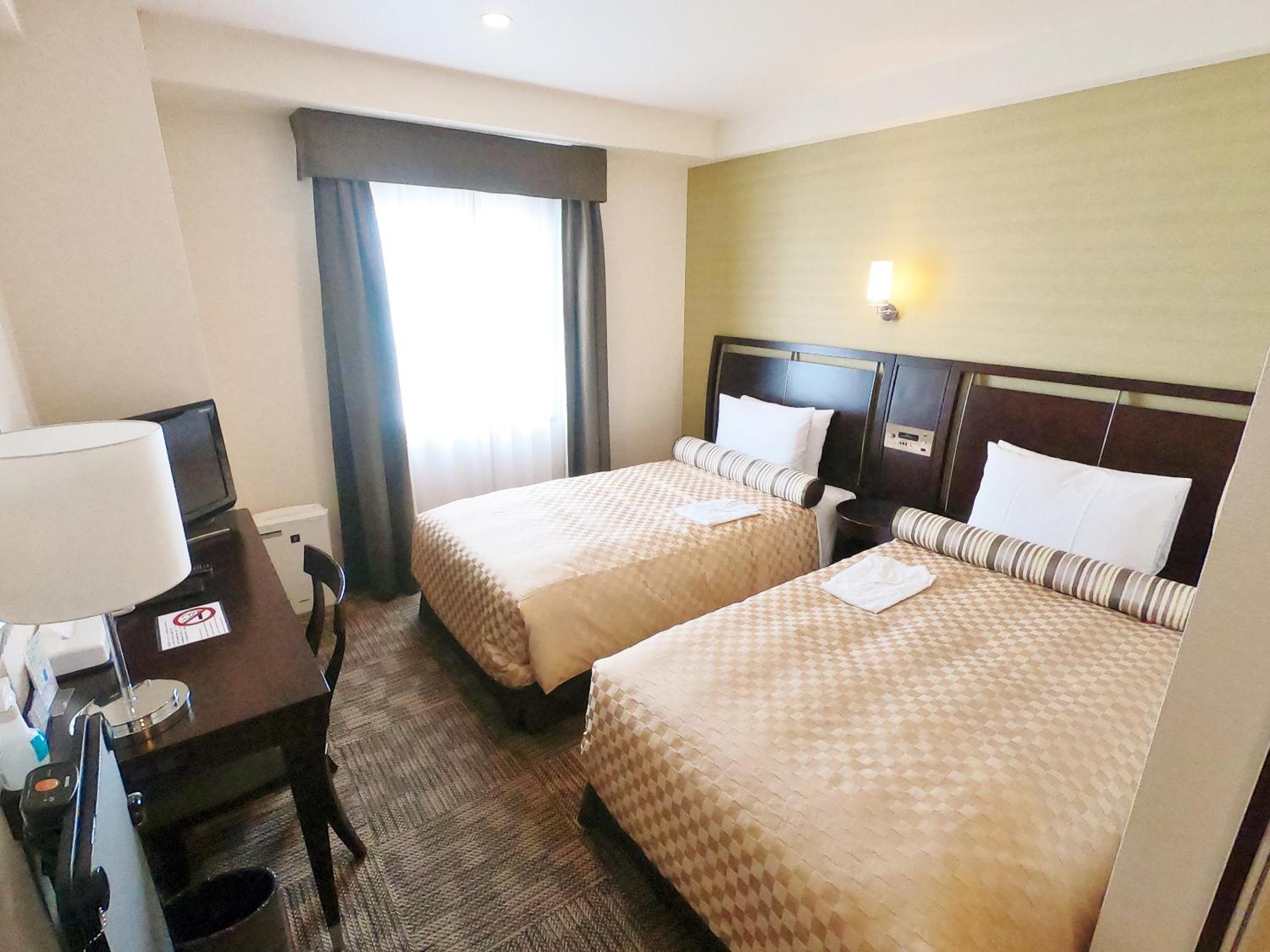 Standard Twin Room - Non-Smoking