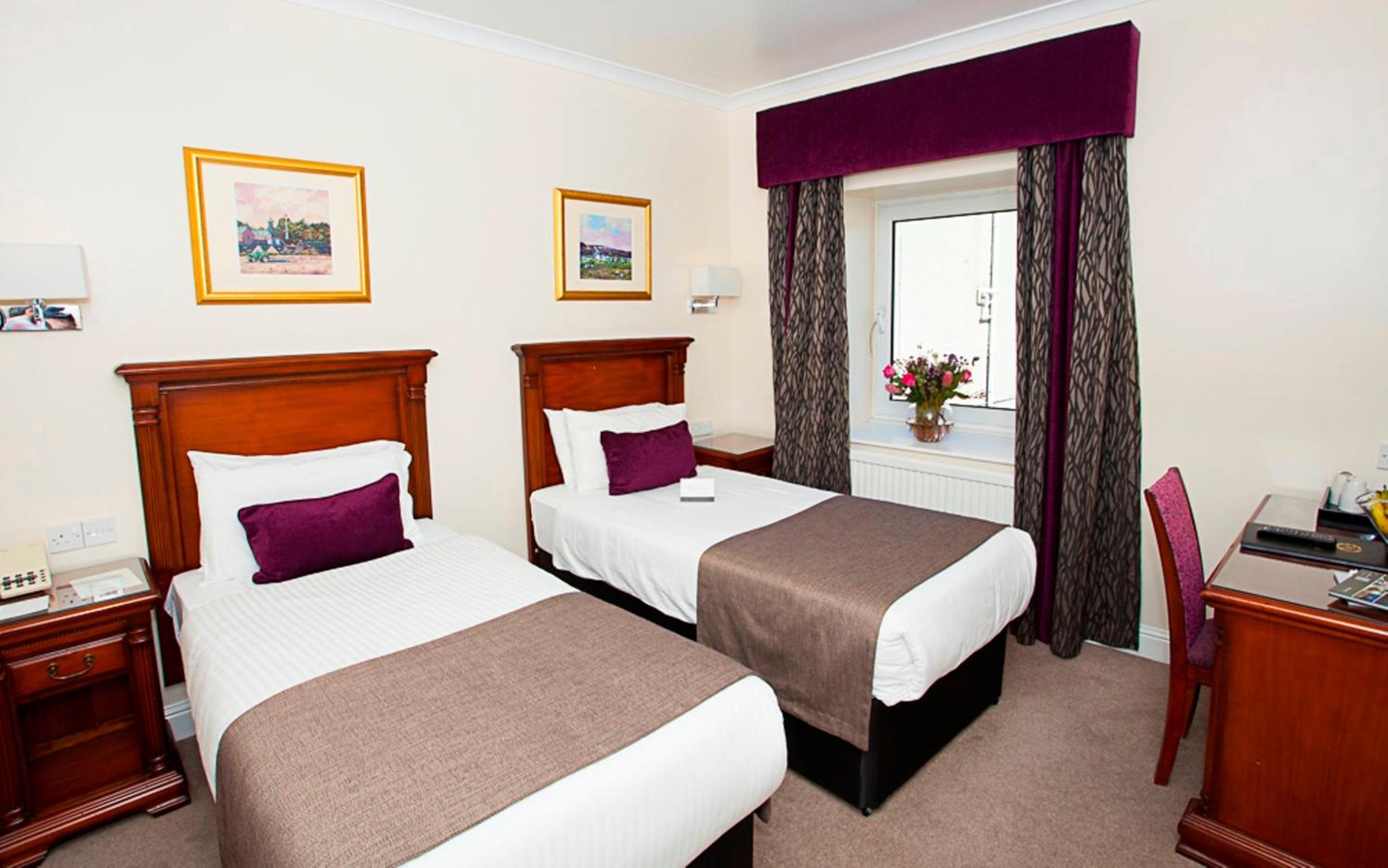 Twin Guest Room - Photo 2