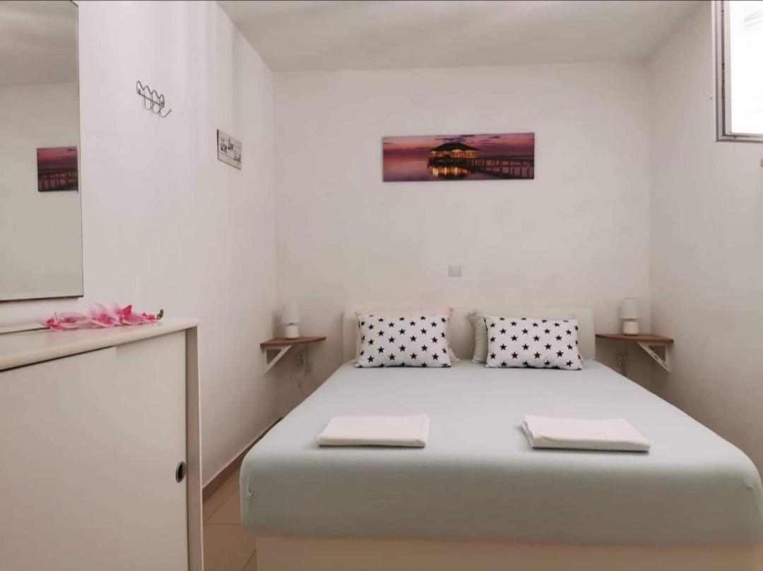 One-Bedroom Apartment with Terrace