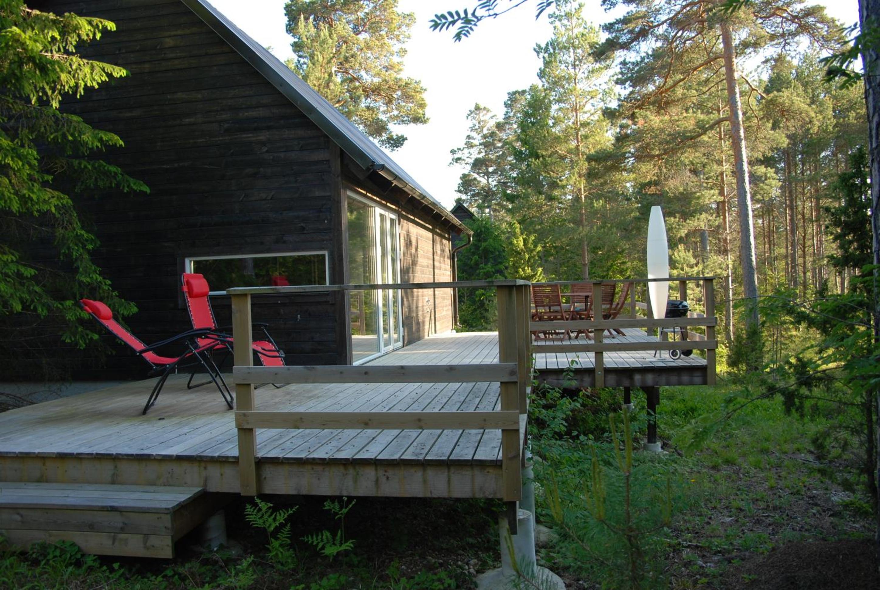  Large Cottage photo 3