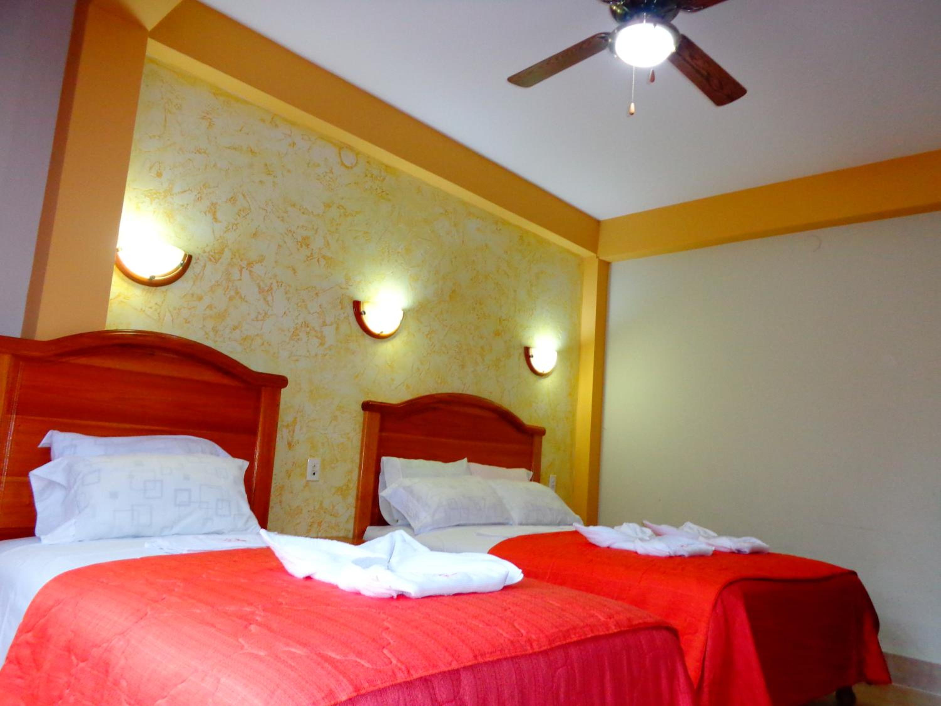 Deluxe Family Room photo 2