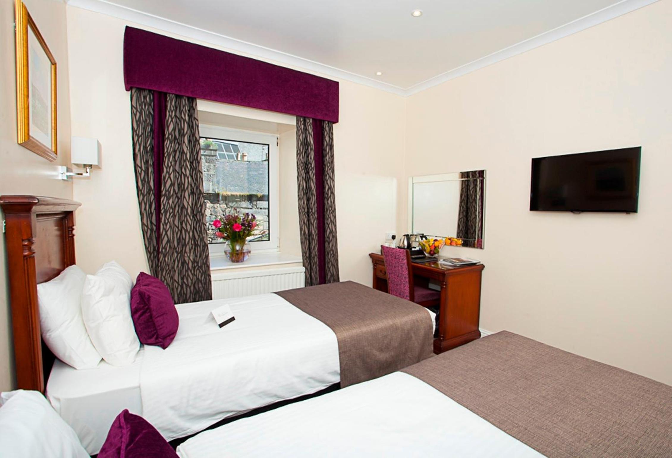 Twin Guest Room - Photo 4