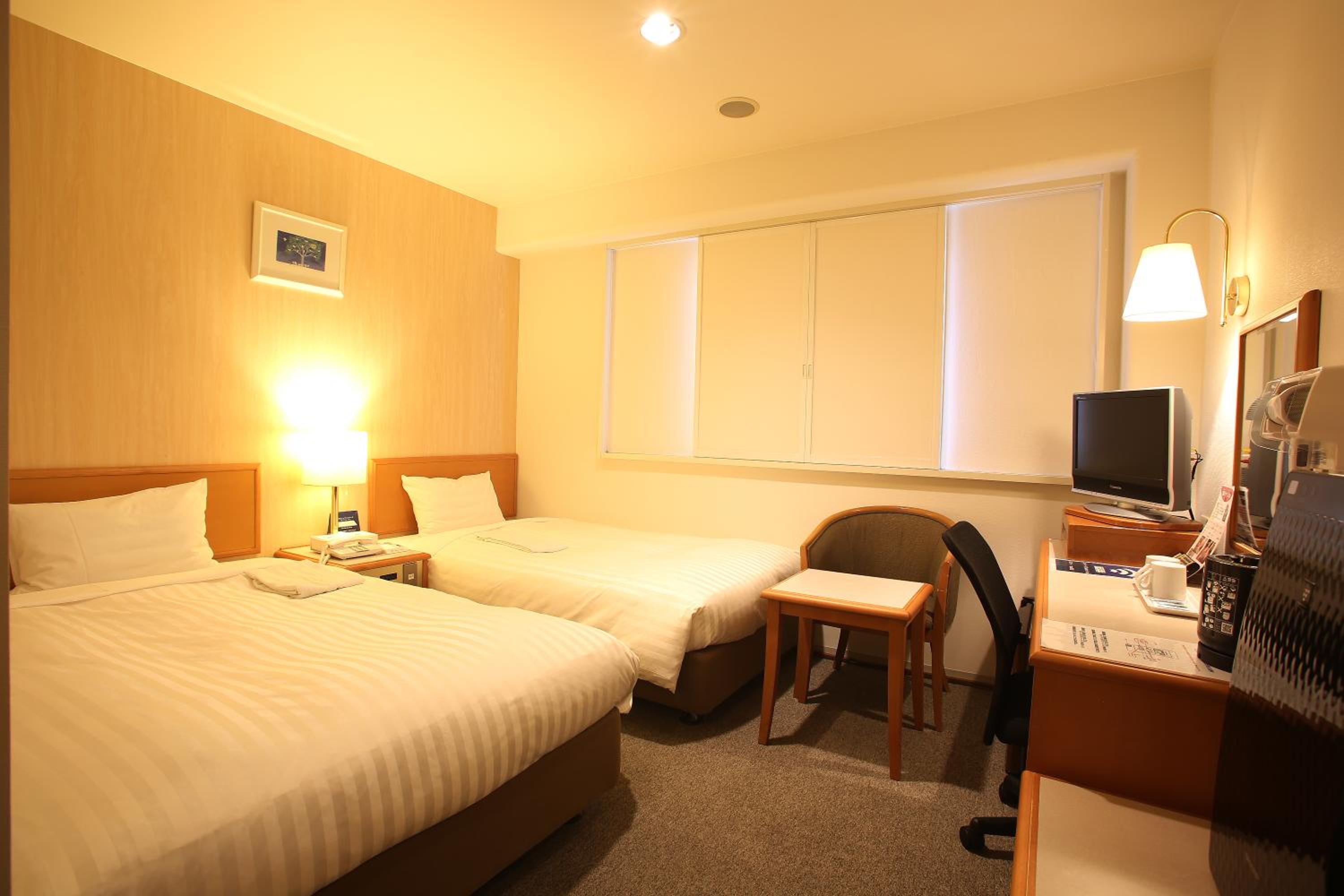 Twin Room - Non-Smoking