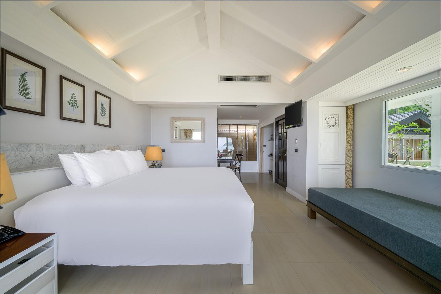 Beach Front Cottage - Photo 14