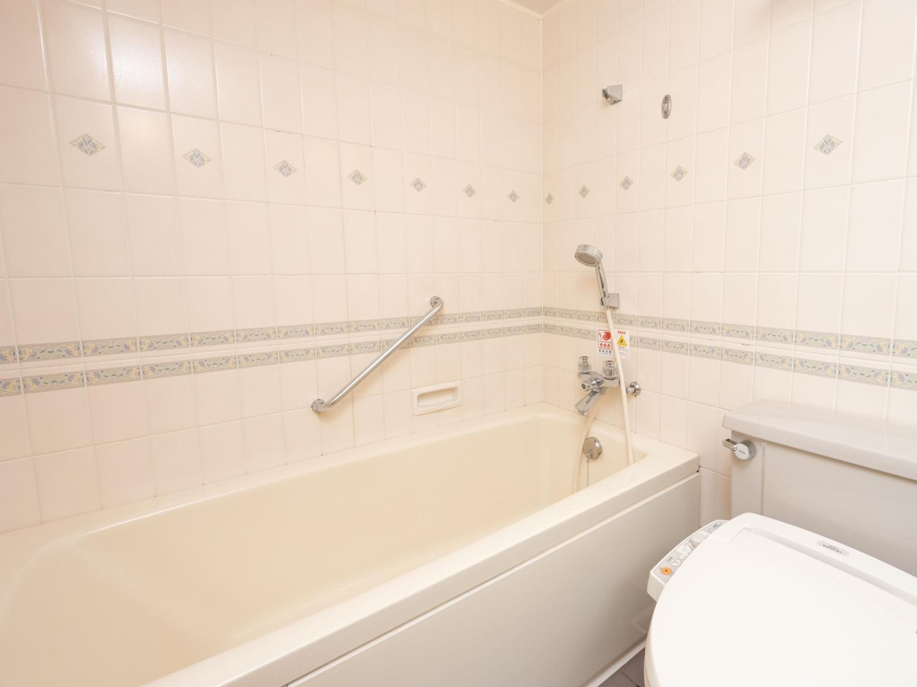 Deluxe Quadruple Room - Non-Smoking - Photo 3