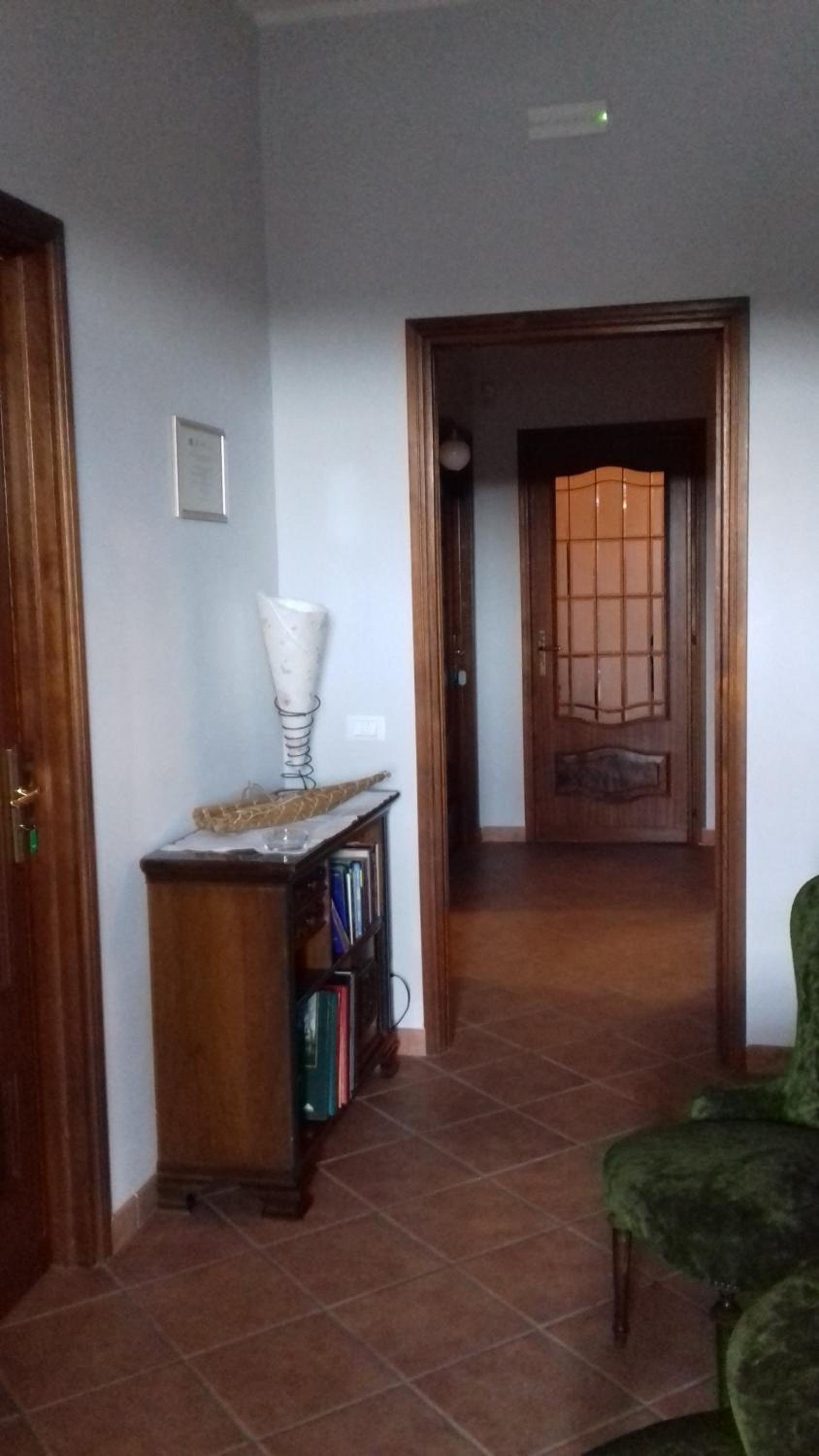 Twin Room with Private Bathroom photo 1