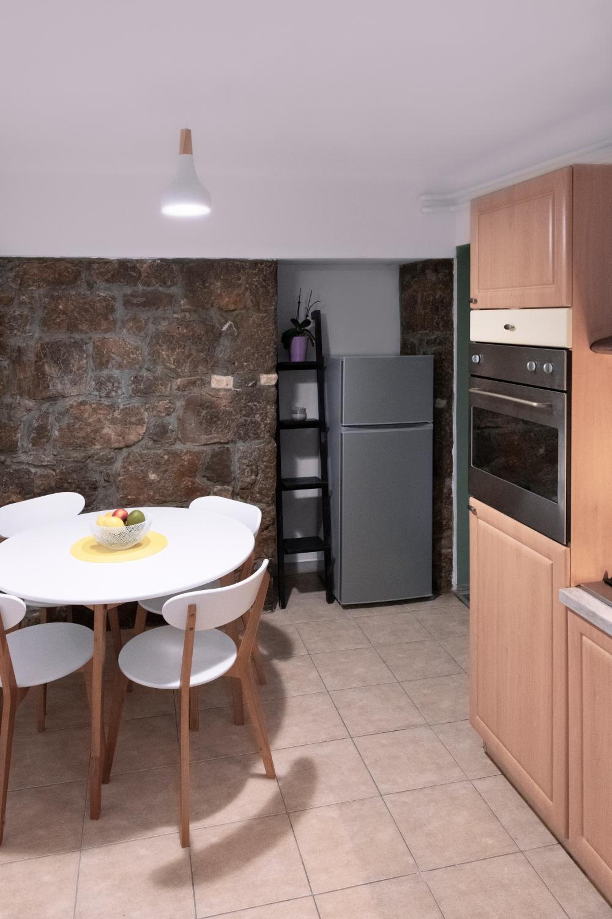 One-Bedroom Apartment - Photo 18