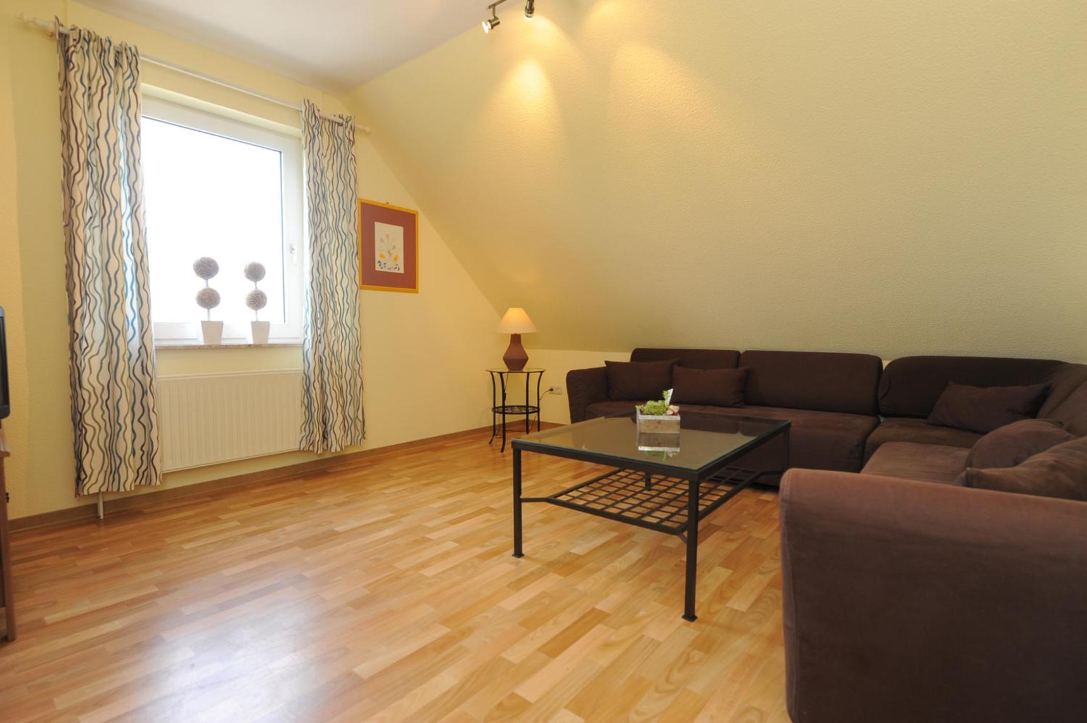 One-Bedroom Apartment photo 2