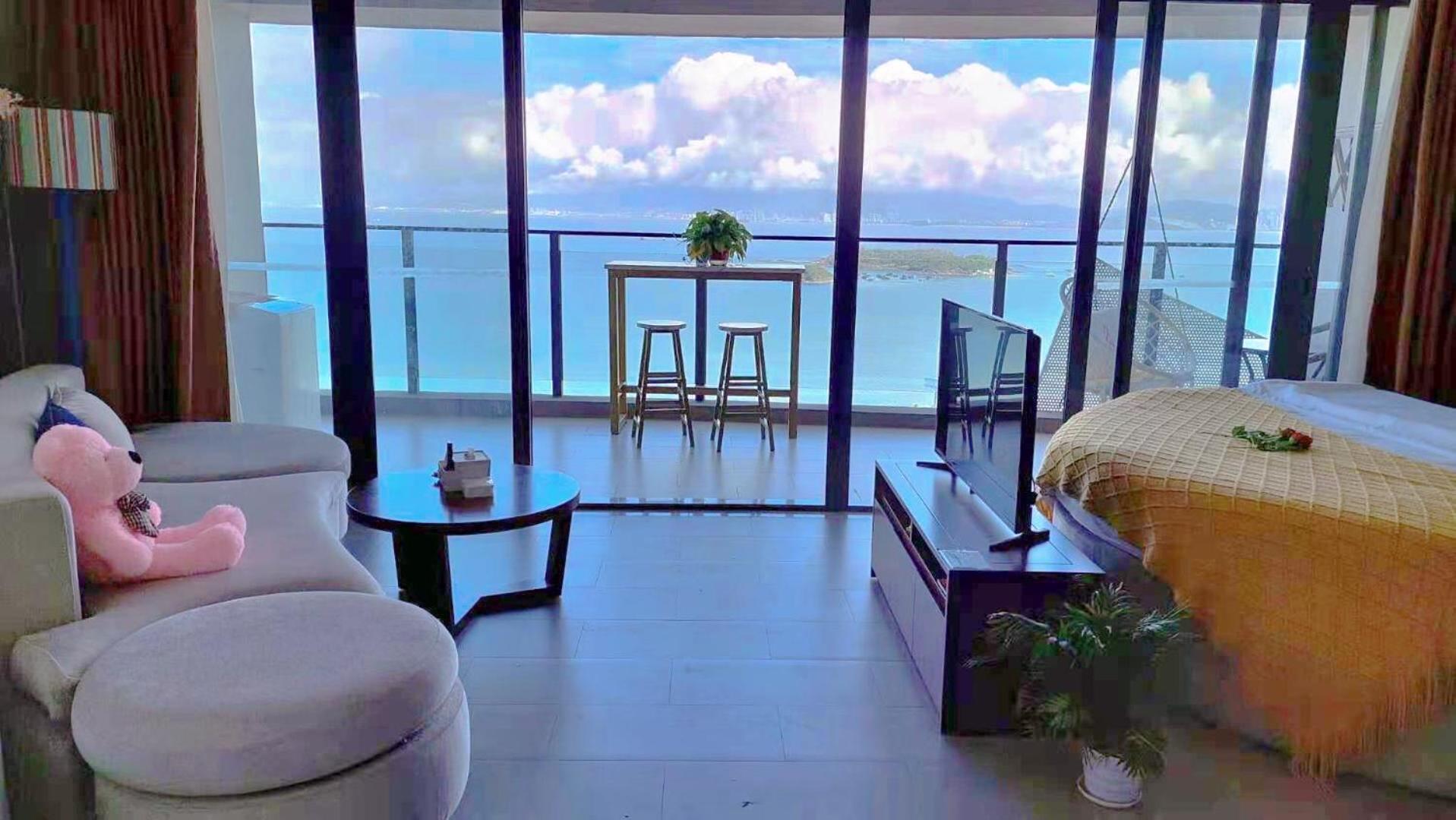 Studio Apartment with Sea View photo 2