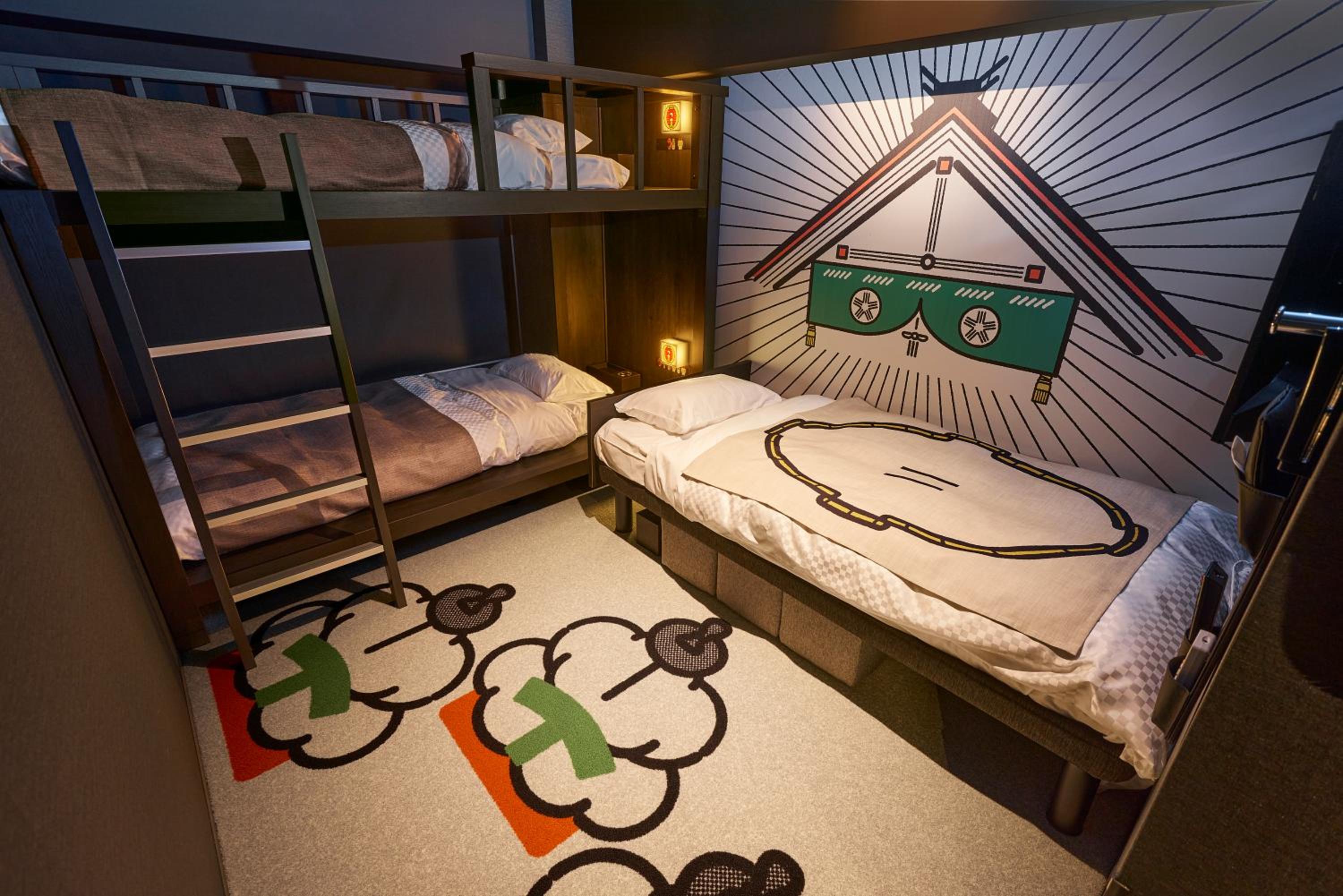 Triple Room with Bunk Bed and Sofa - Photo 11