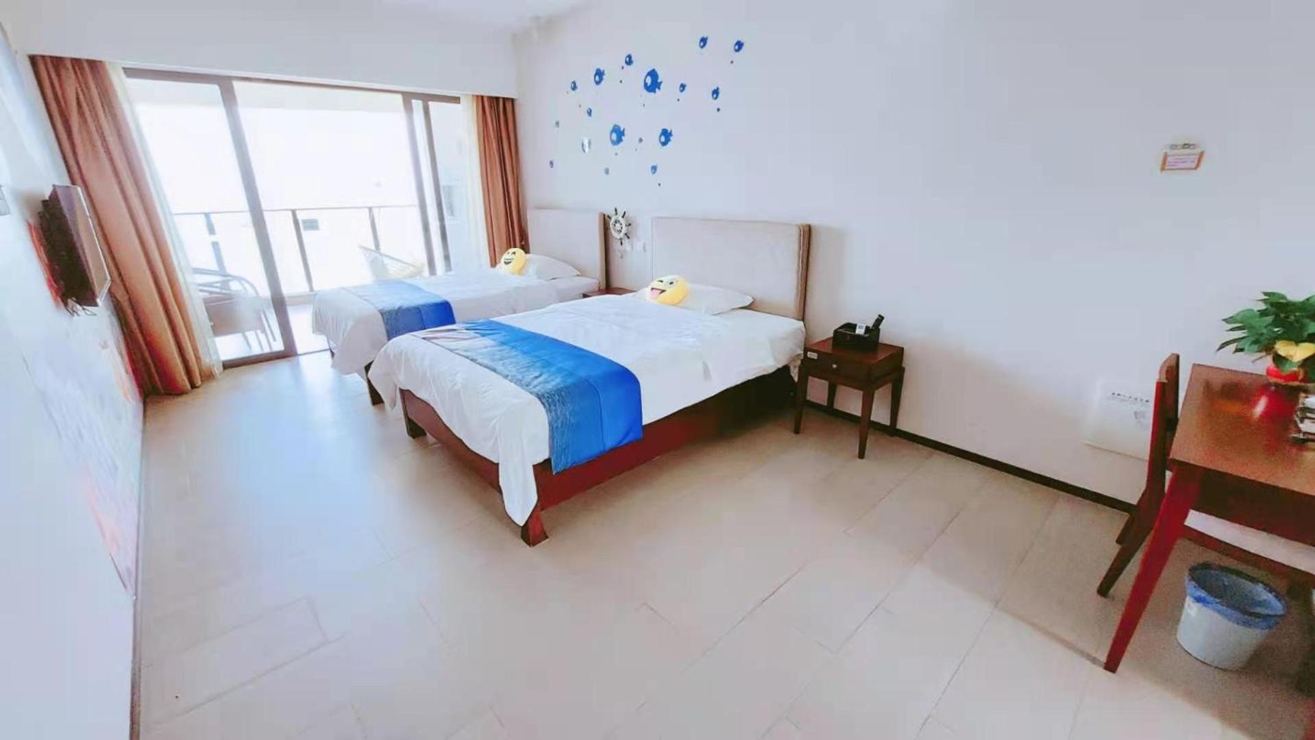Studio Apartment with Sea View photo 2