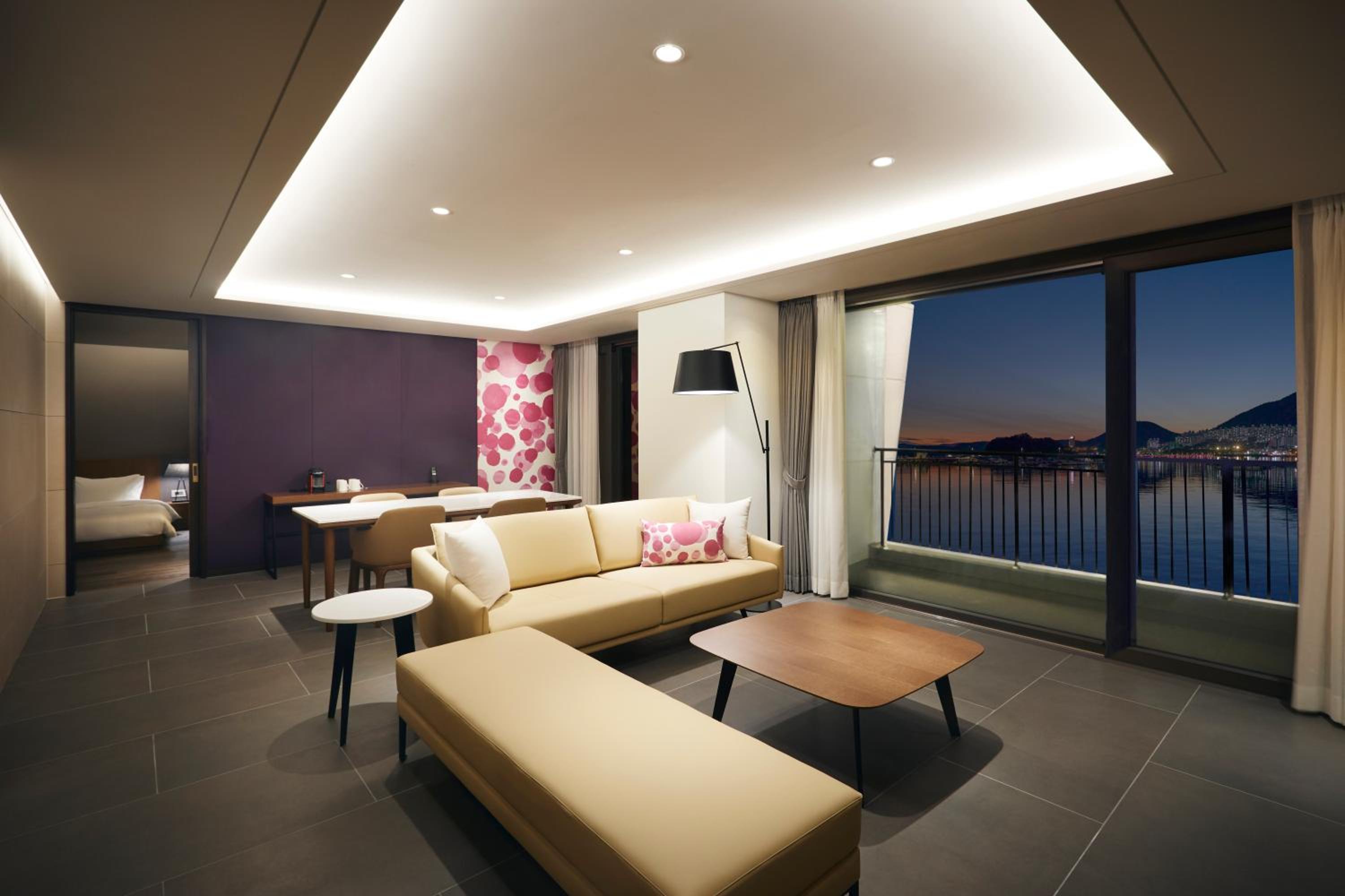 Premier Suite photo 1