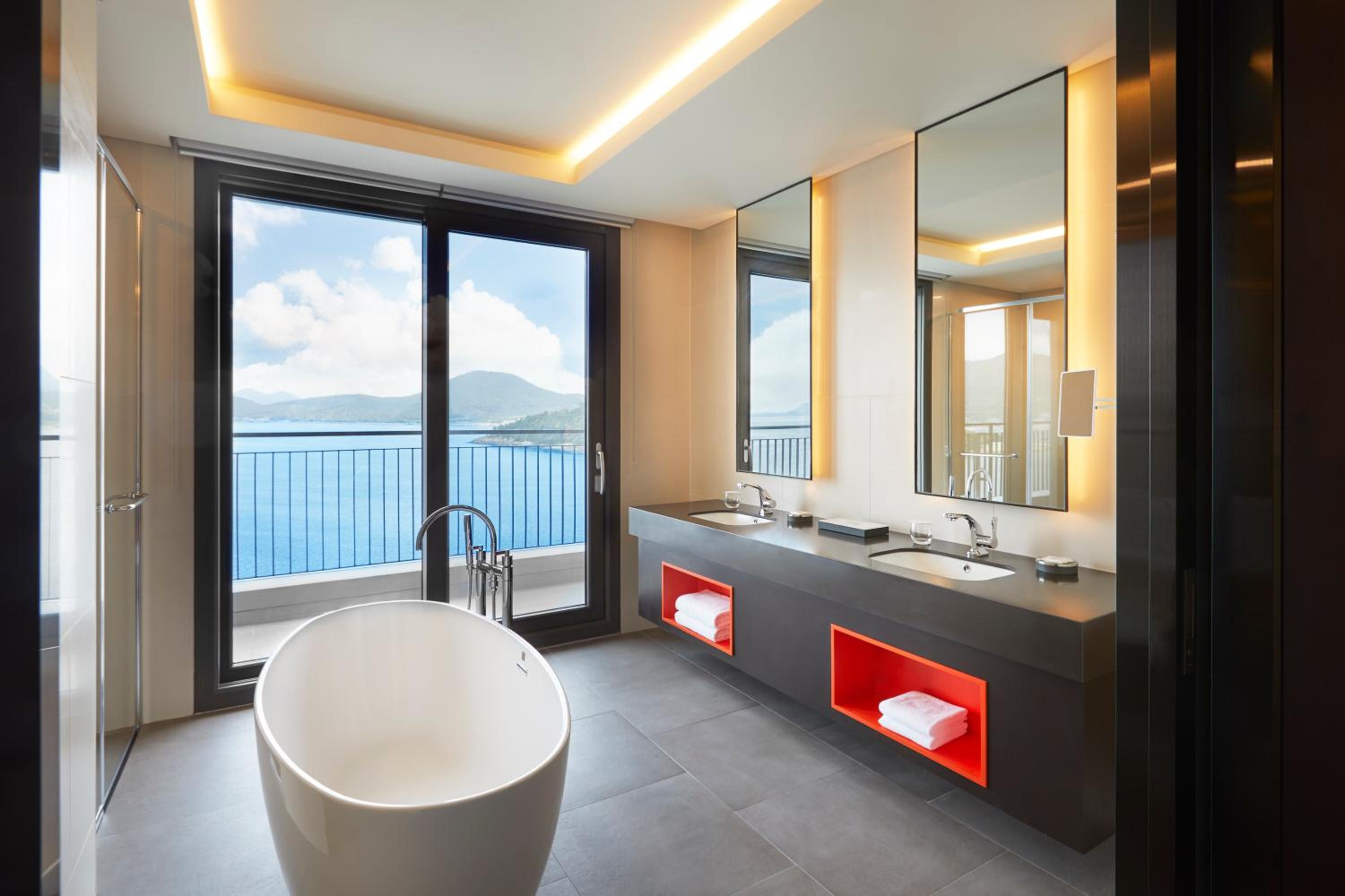 Premier Suite photo 3