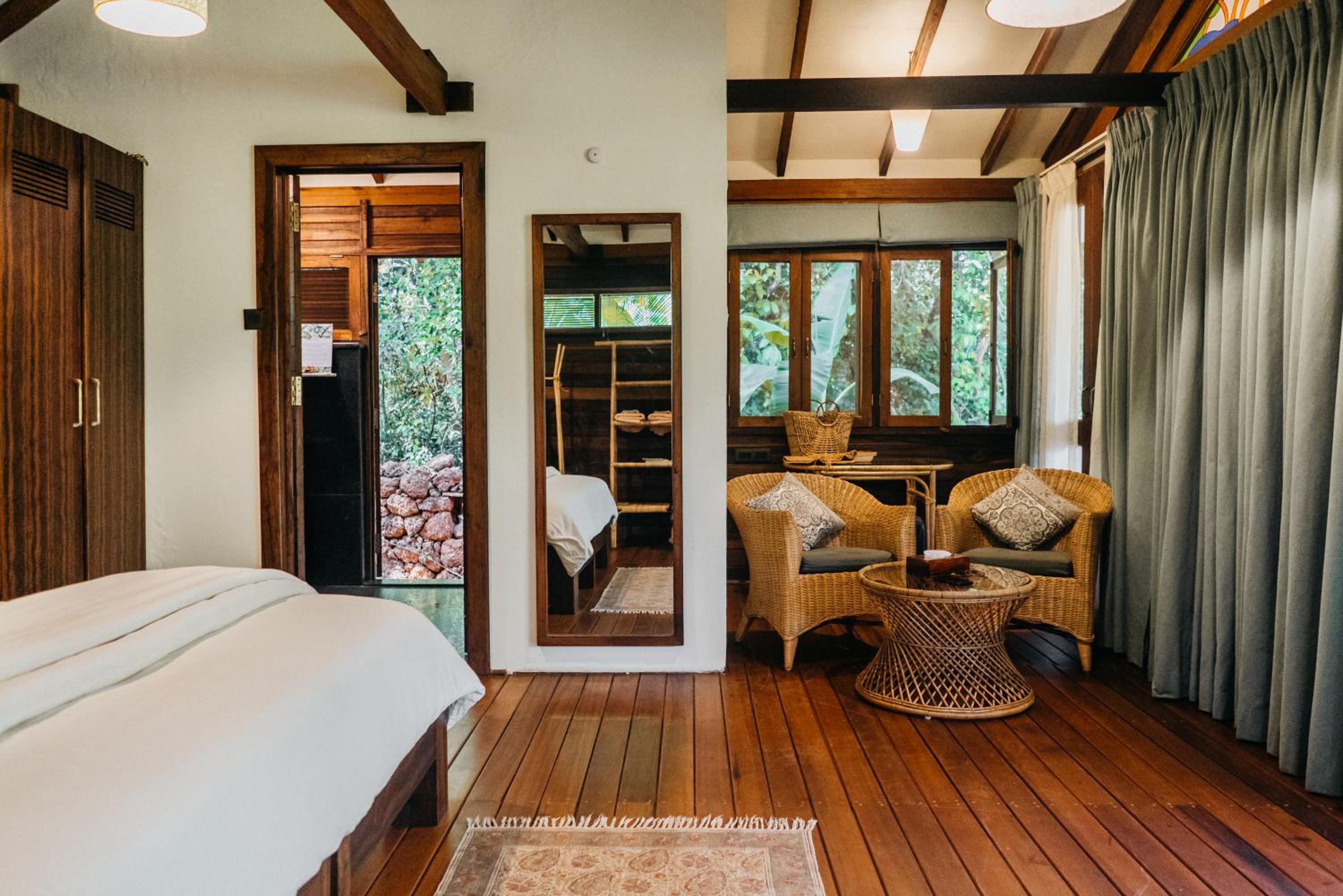 Royal Deluxe Cottage with Private Open-Air-Bath Courtyard - Photo 11
