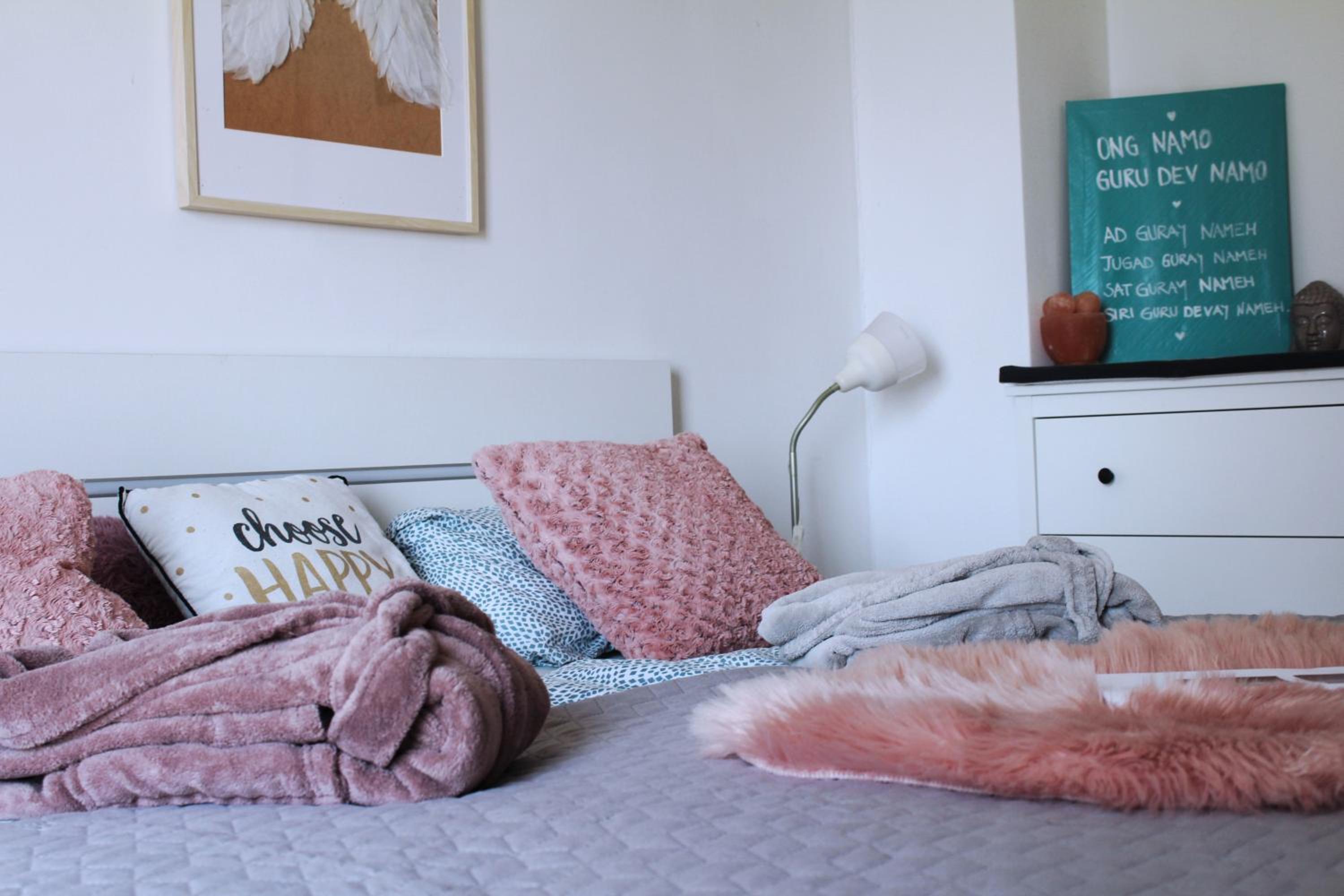 Two-Bedroom Apartment - Photo 19