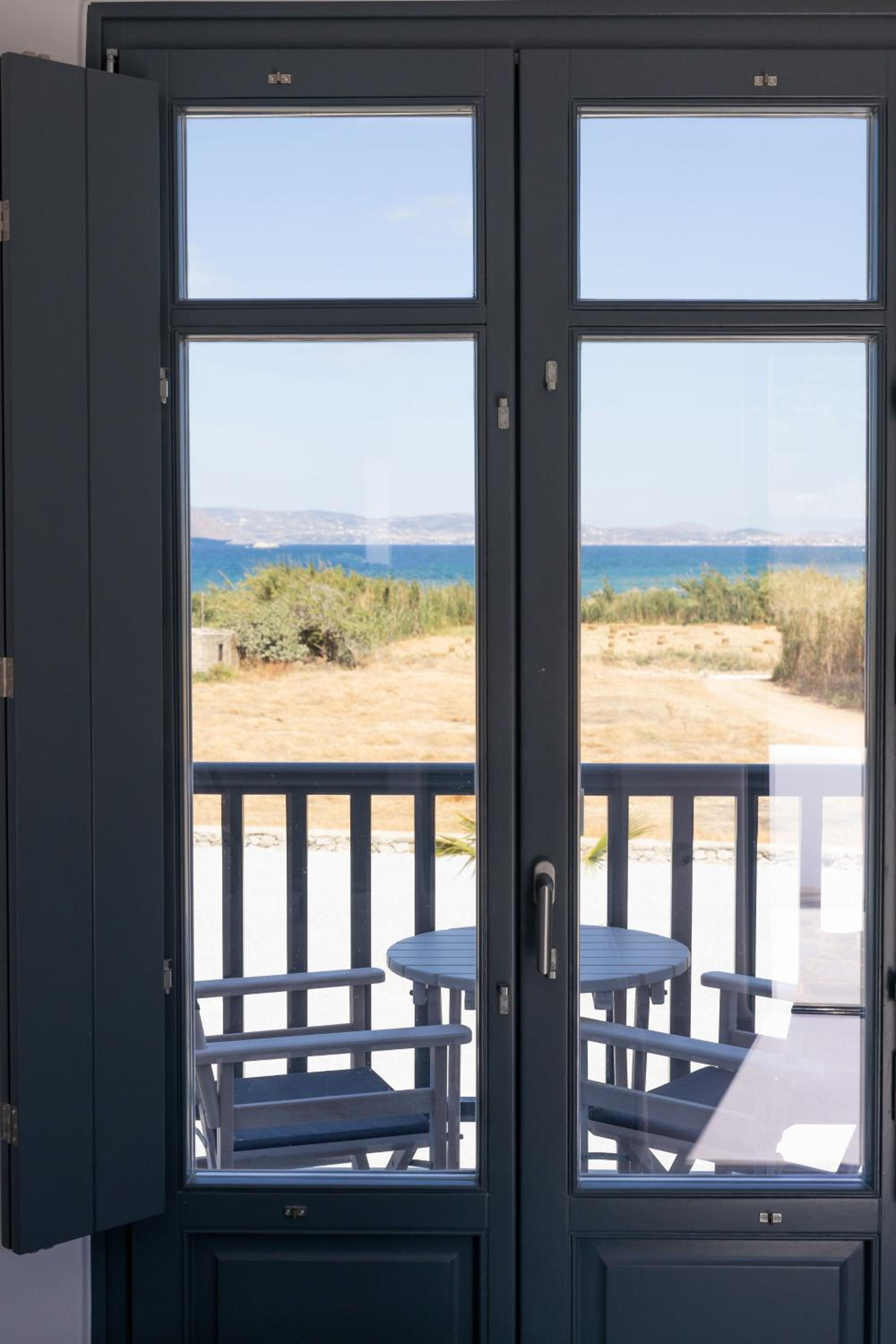 Elegant Double Room with Sea View - Photo 7