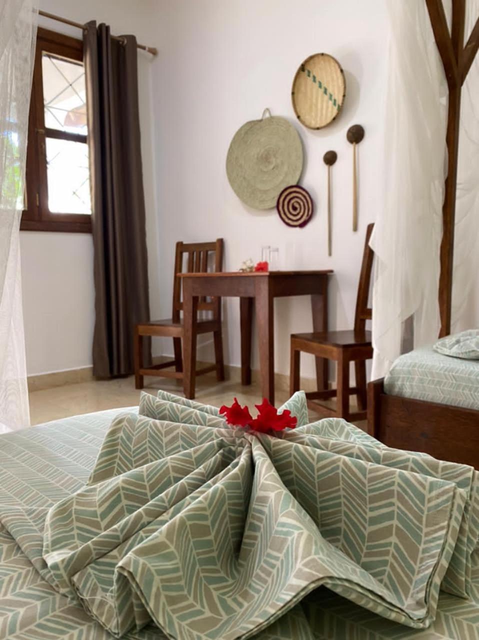 Twin Room with Garden View - Photo 7