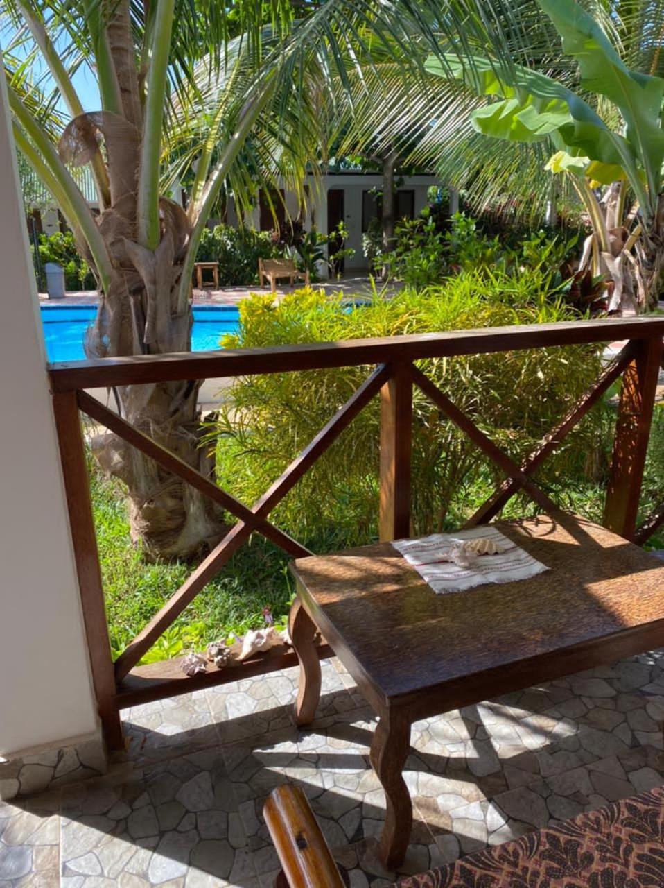 Double Room with Balcony - Photo 7