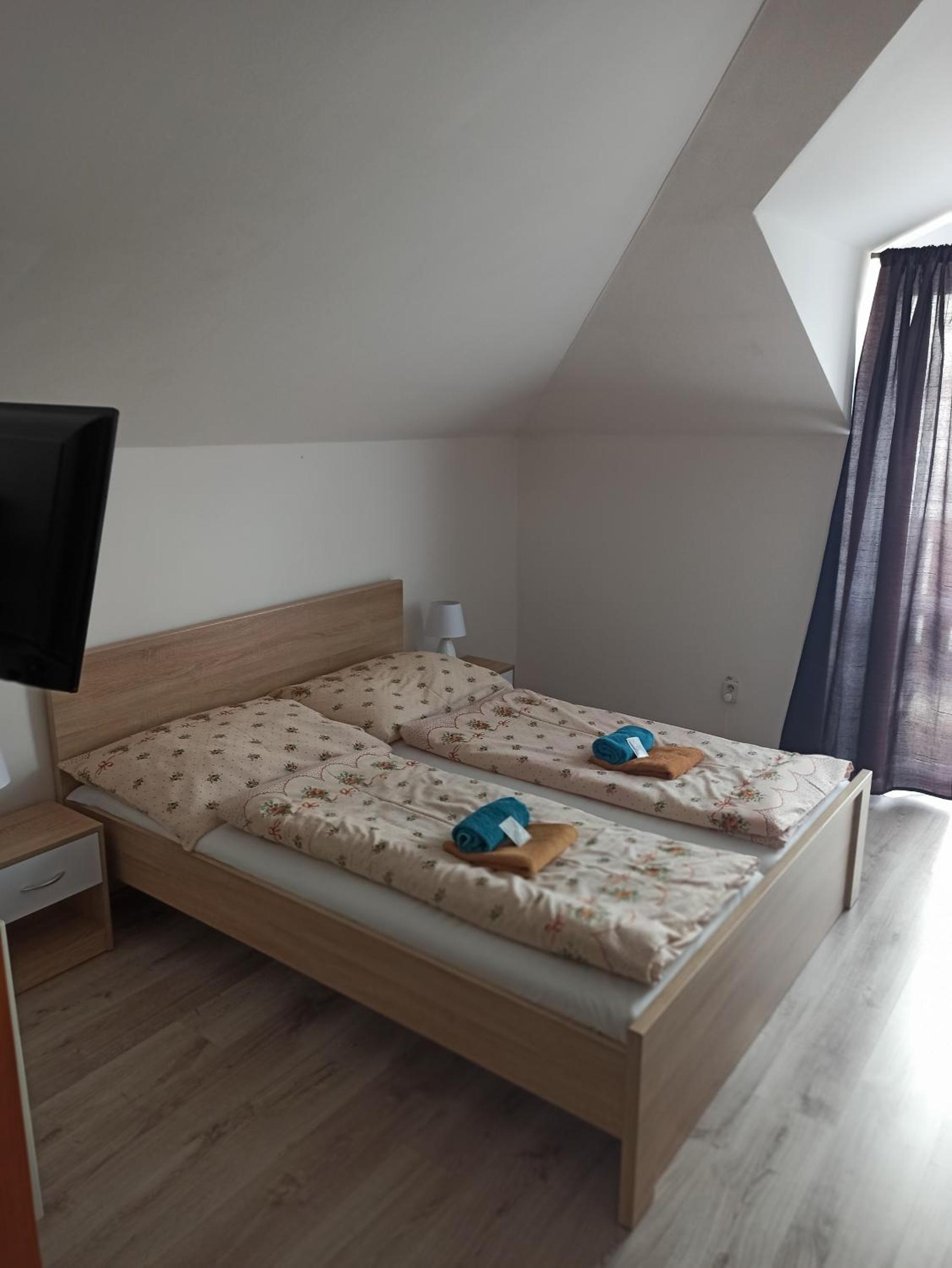 Standard Double Room - Photo 1