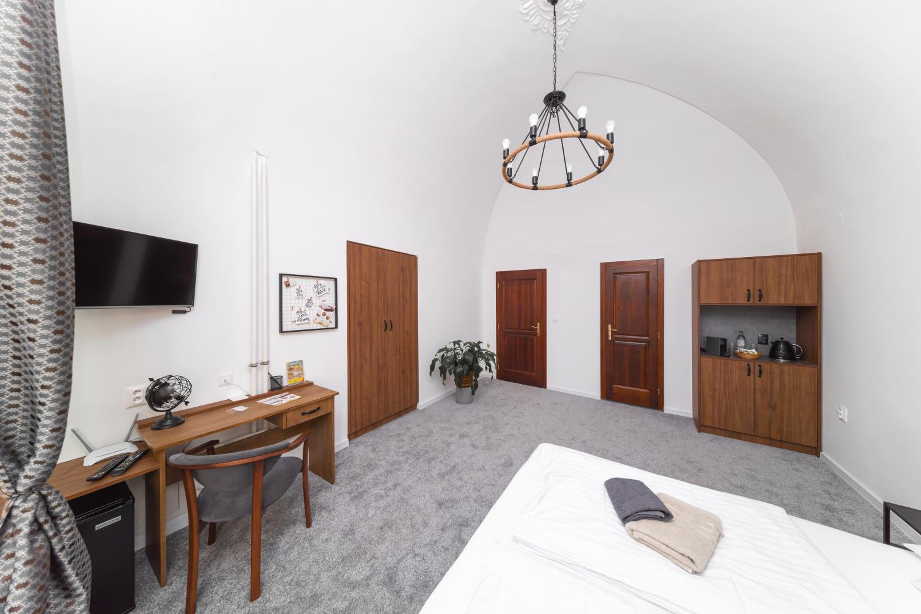 Superior Double or Twin Room photo 3