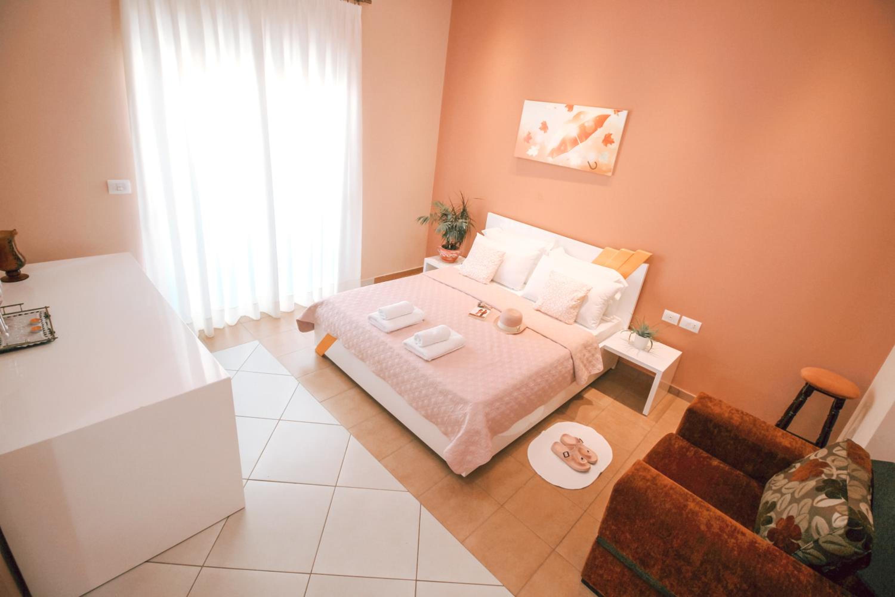 Standard Double Room photo 3