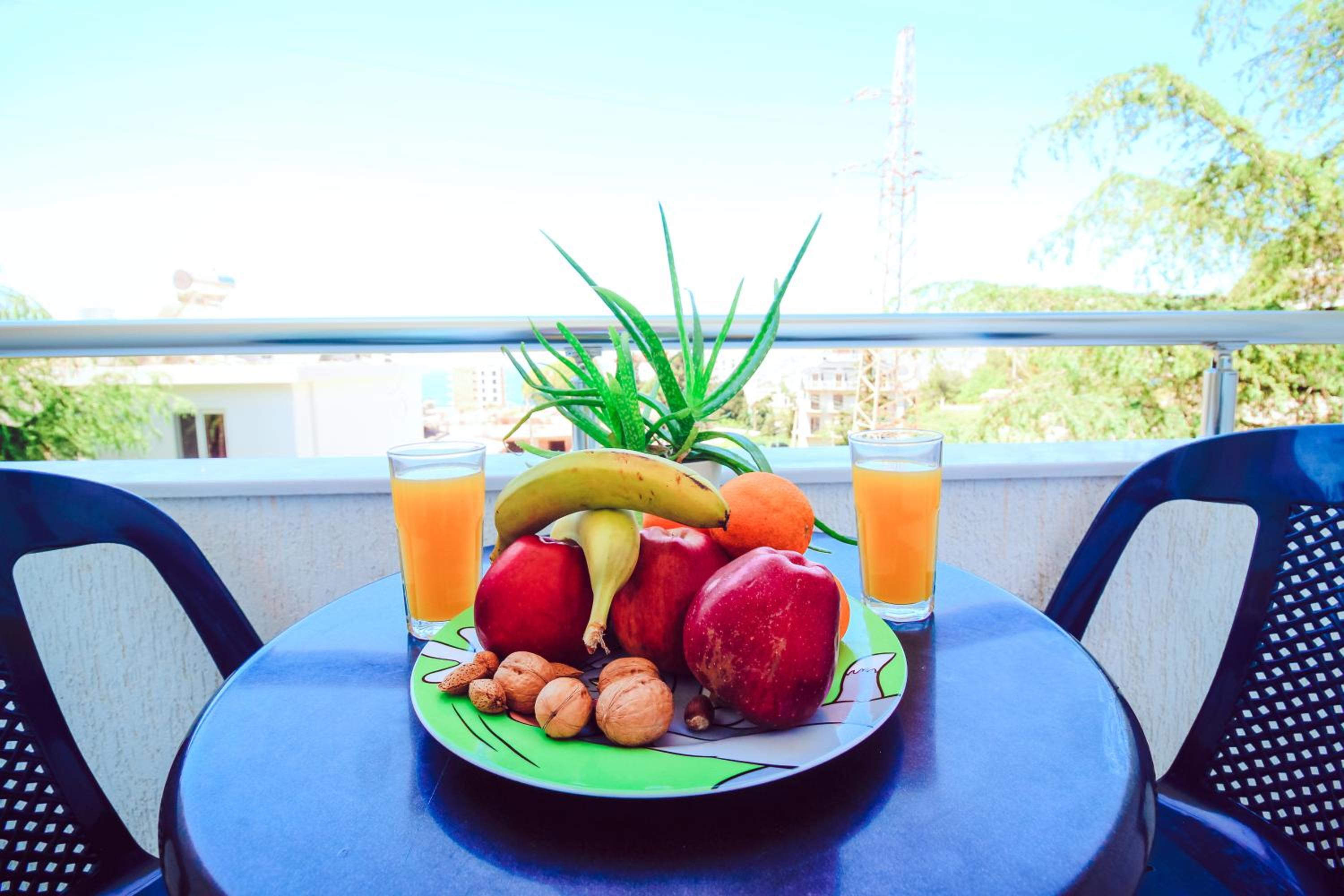 Triple Room with Garden View and Balcony photo 2
