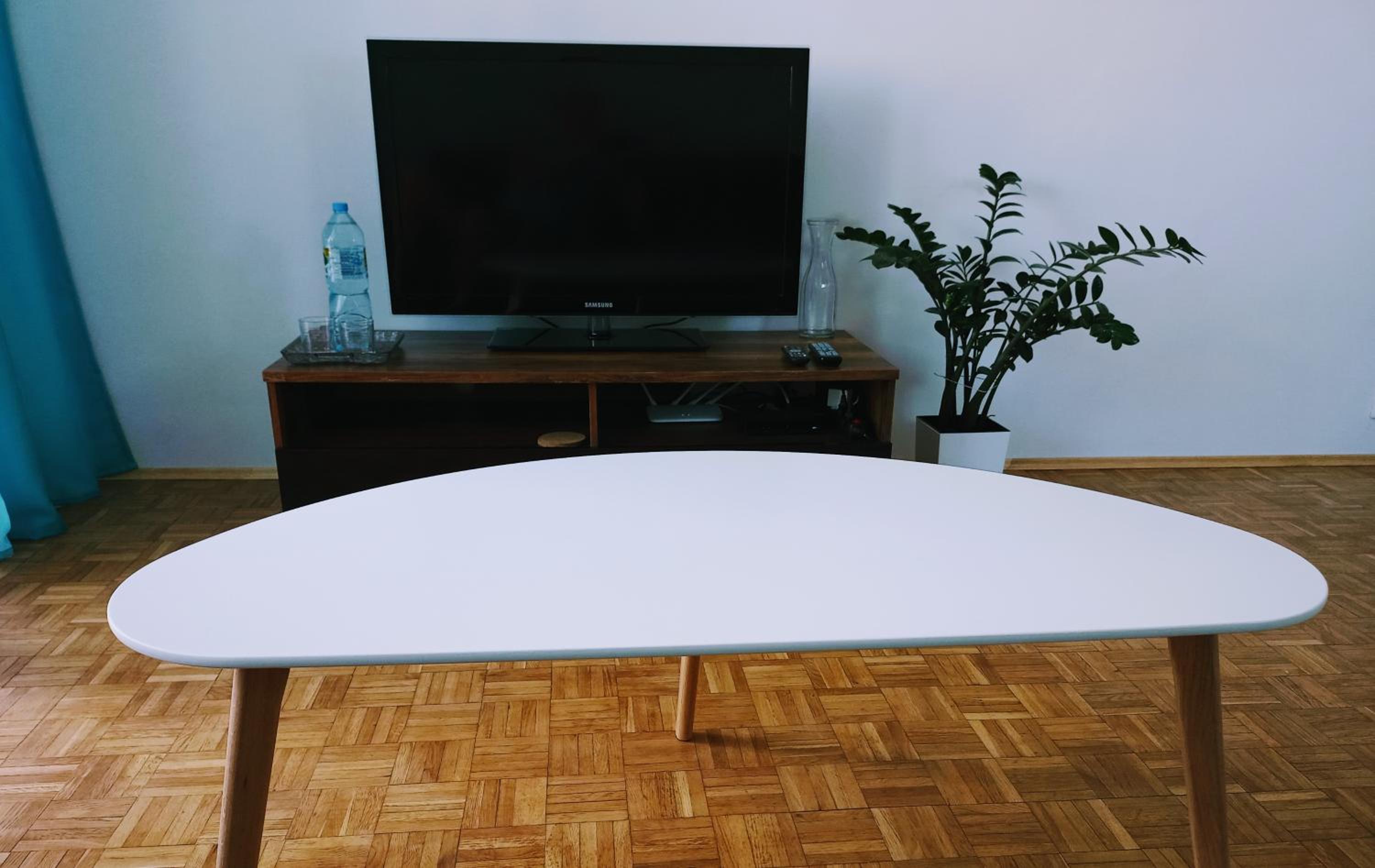 One-Bedroom Apartment - Photo 2