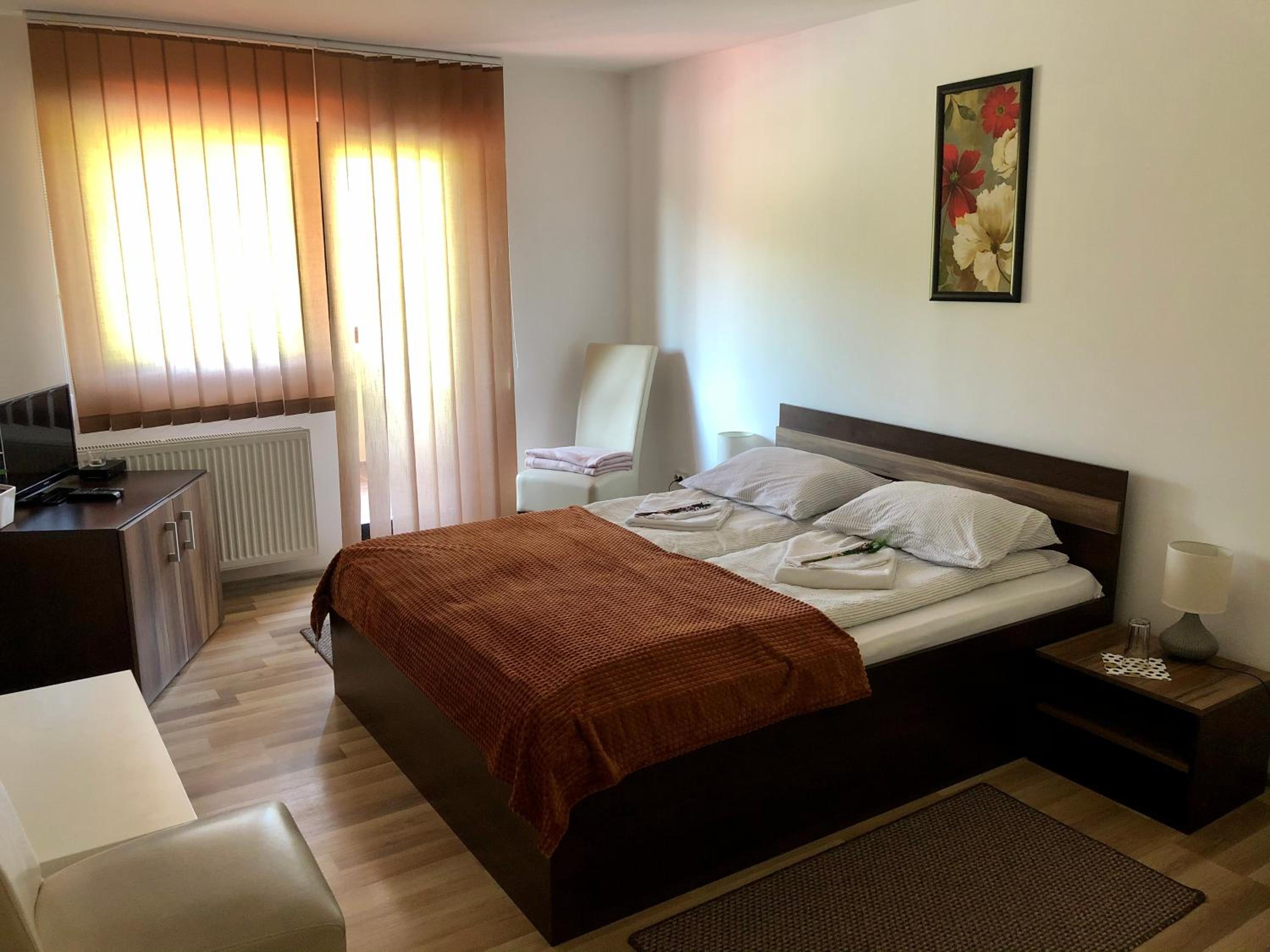 Double Room with Terrace - Photo 1