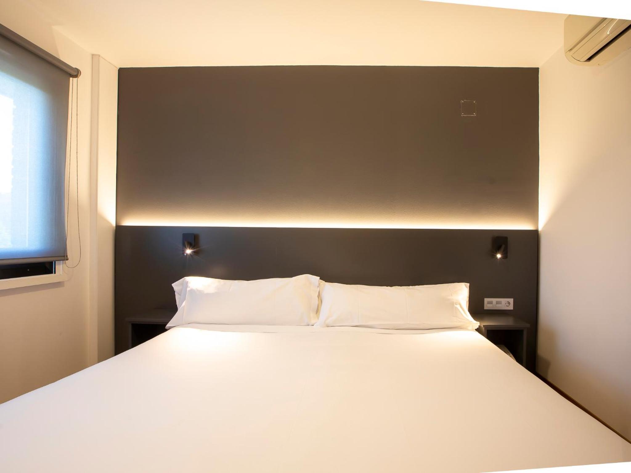 Single Room - No Daily Cleaning