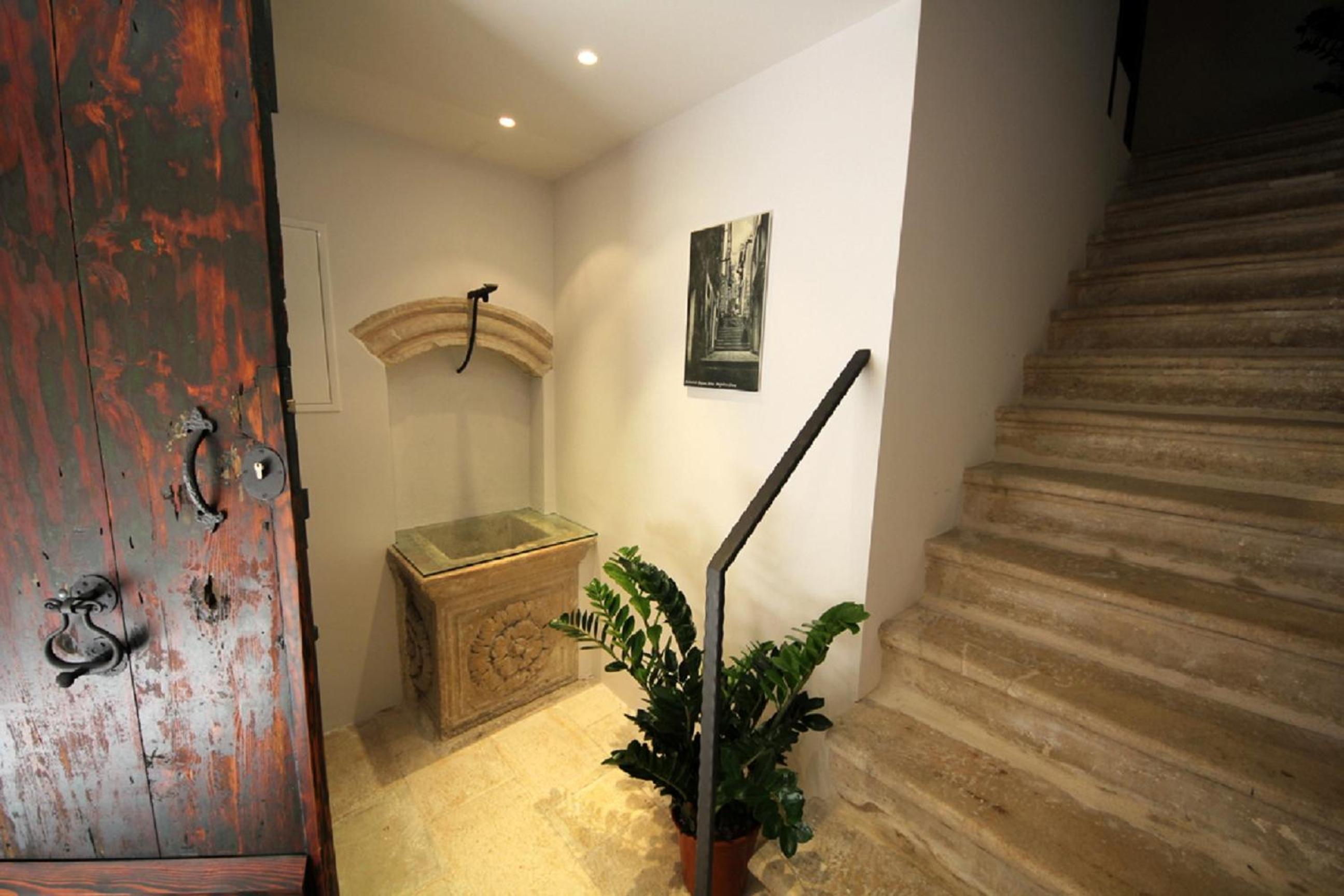 One-Bedroom Apartment (4 Adults) photo 2