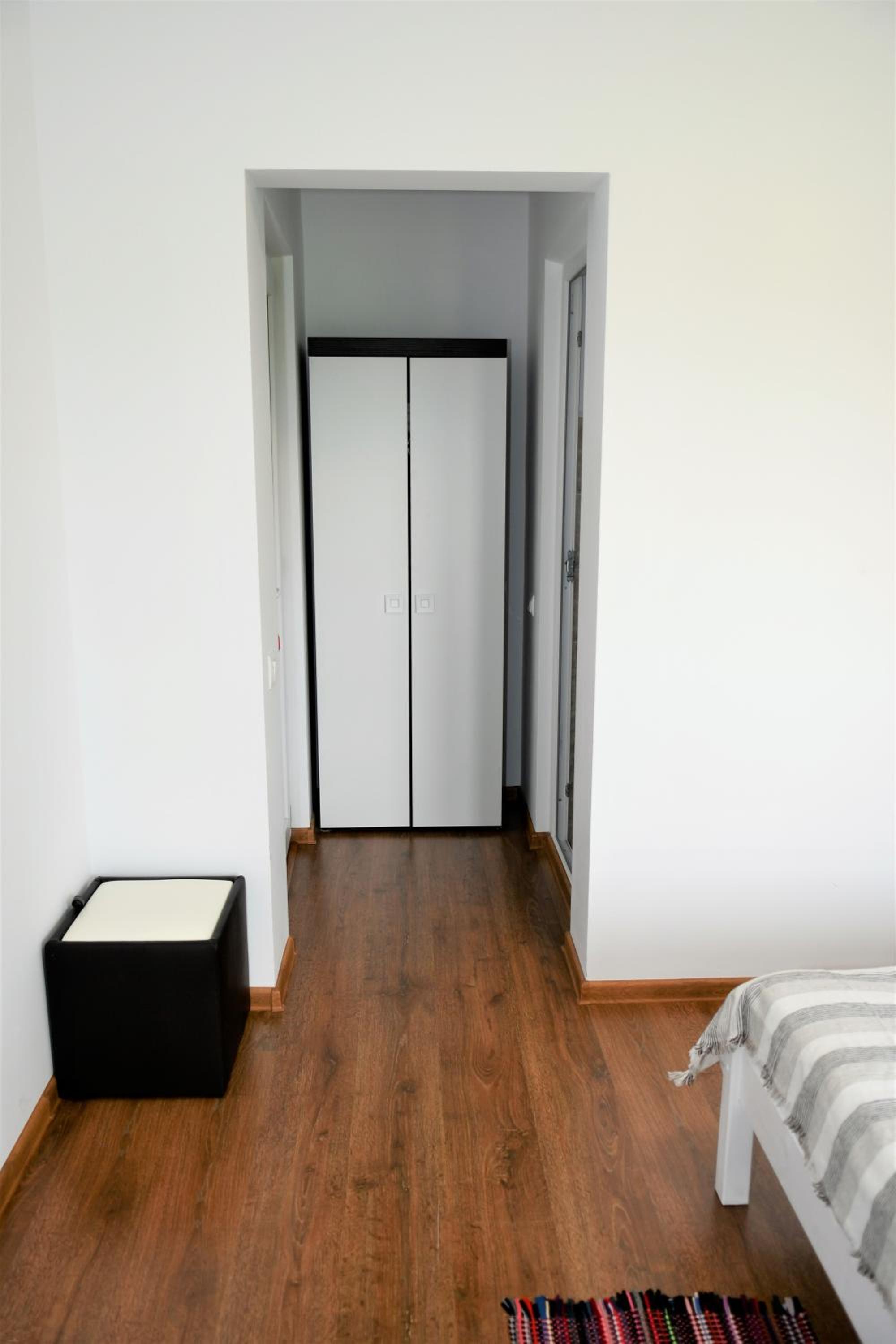 Double Room with Balcony - Photo 5