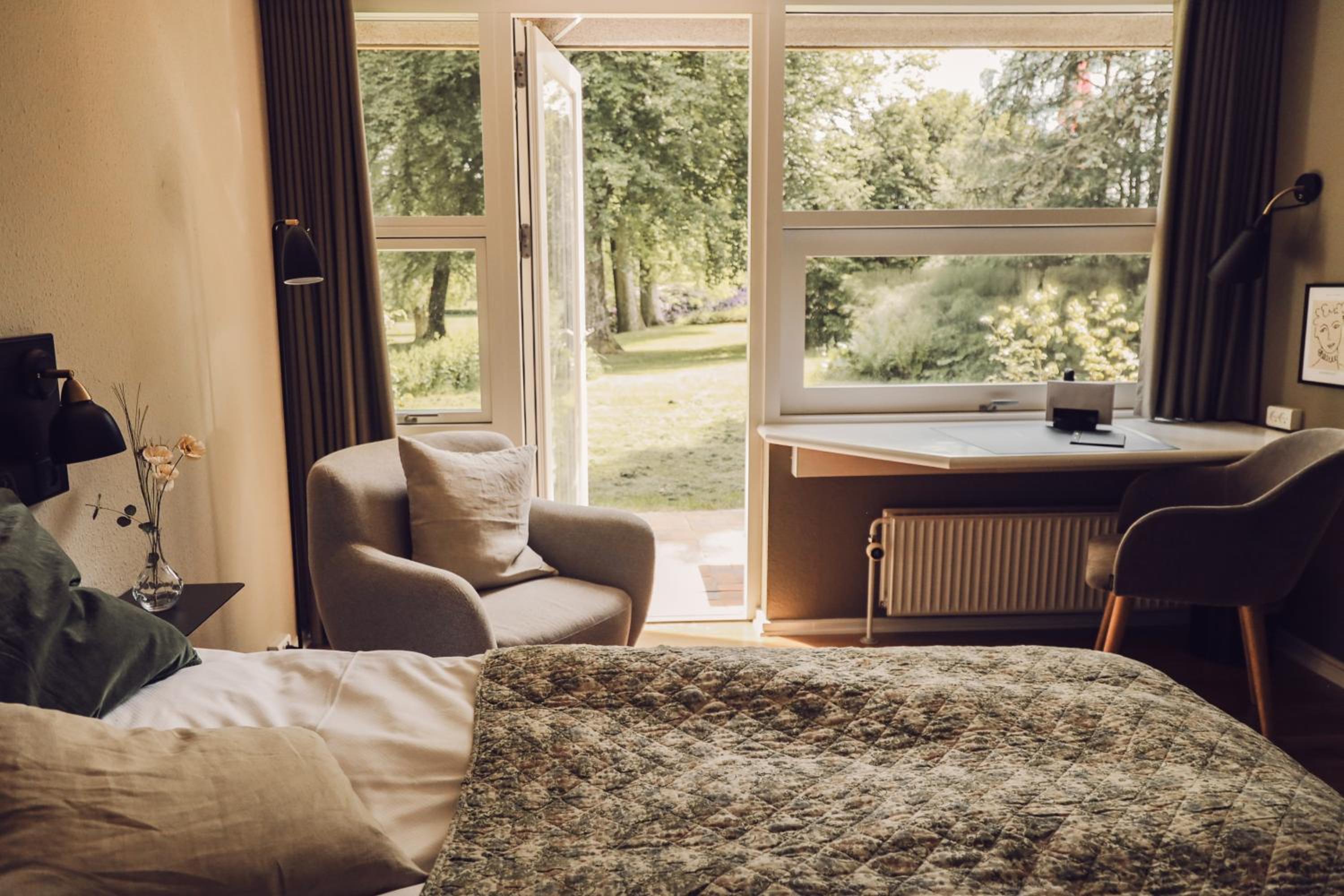 Superior Double or Twin Room - Photo 3