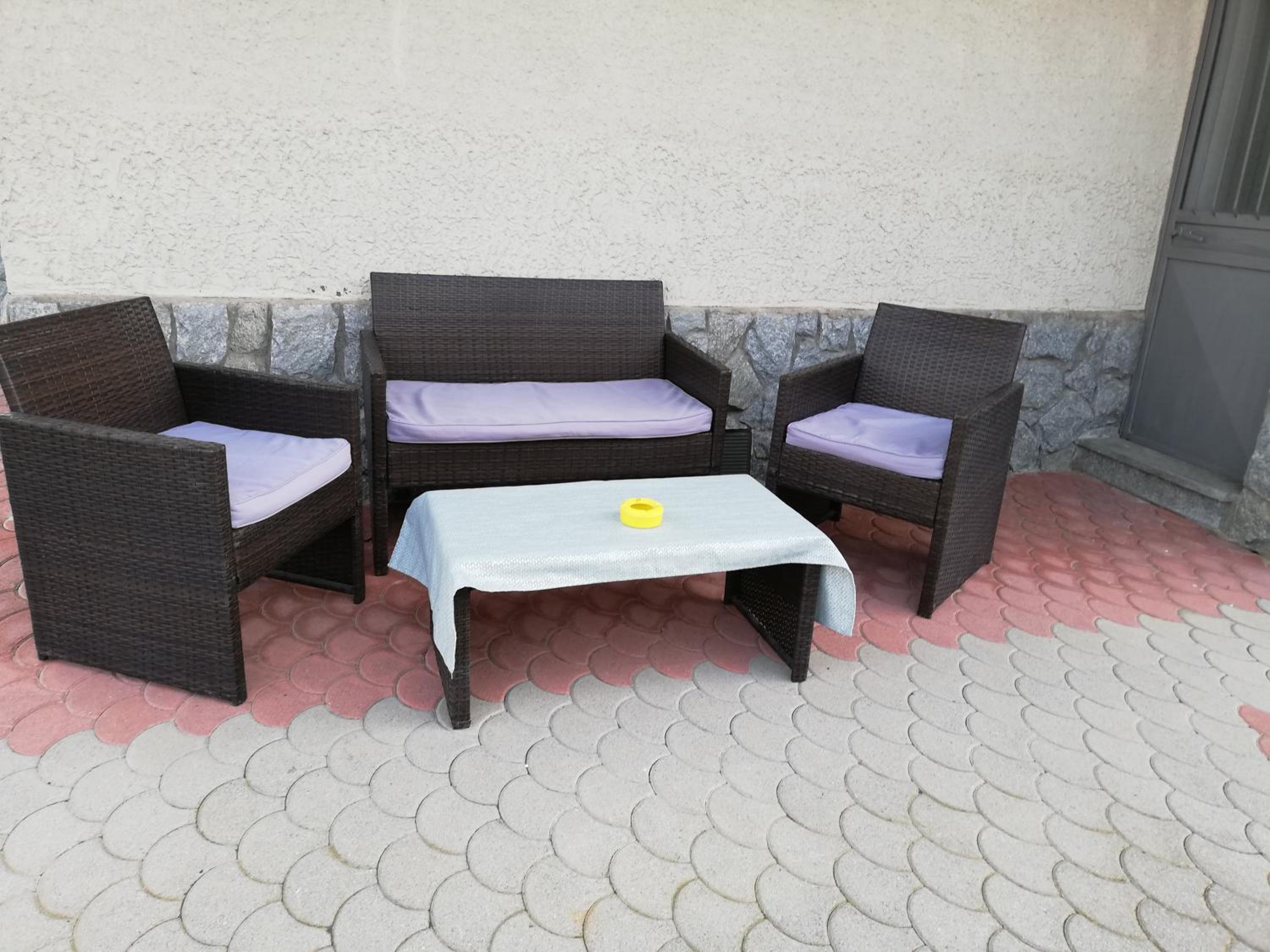 Deluxe Room (2 Adults + 1 Child) - Photo 21