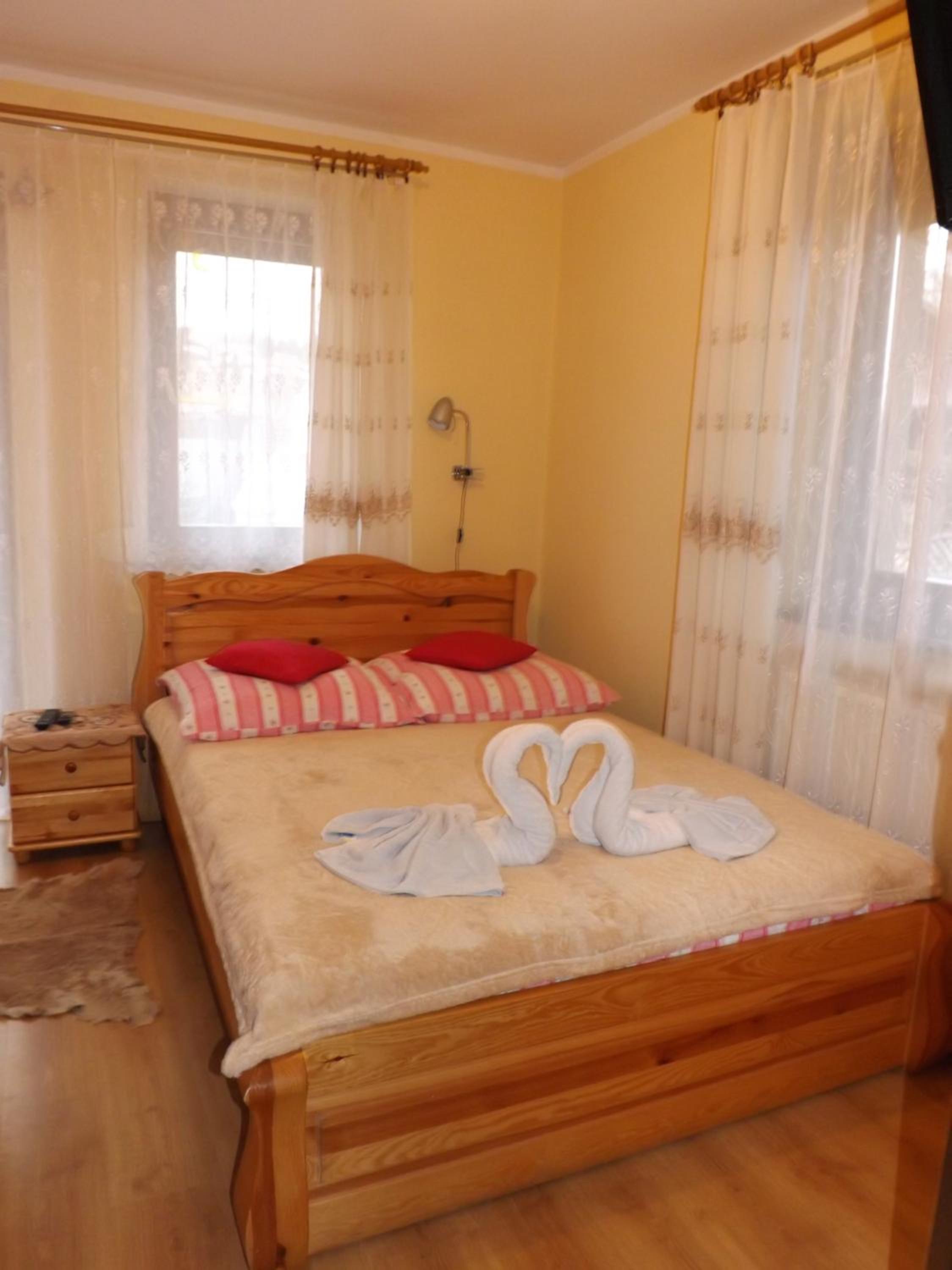 Double Room with Private Bathroom - Photo 4