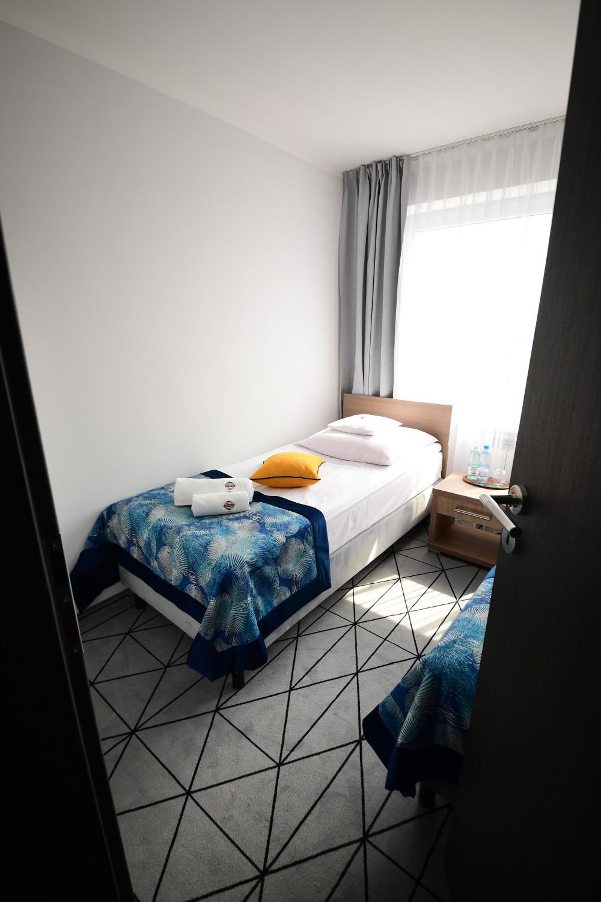 Deluxe Double or Twin Room - Photo 2