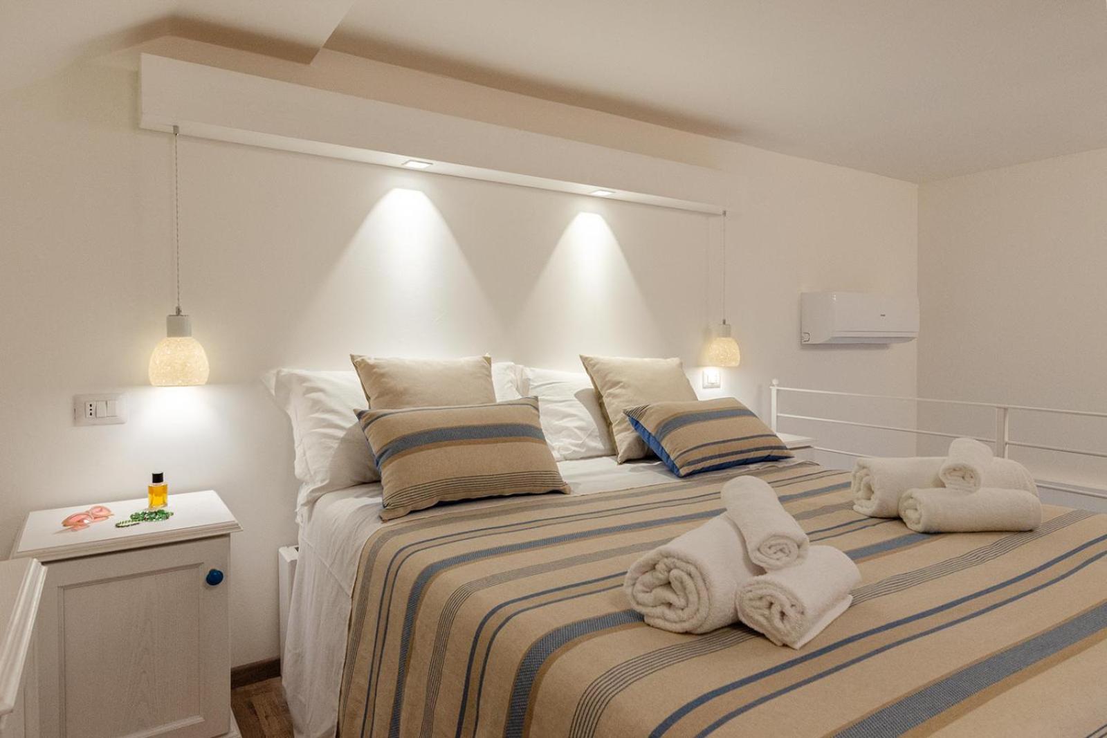 Duplex Quadruple Room